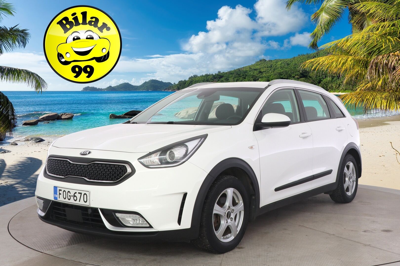 Kia Niro 2018 Kia Niro 1,6 GDI Hybrid LX DCT* / Acc / Lohko sisäpistokkeella /Ratinlämmitin/ Lane assist/ - Kahdet renkaat aluvanteilla / Bluetooth / Hyvin huollettu