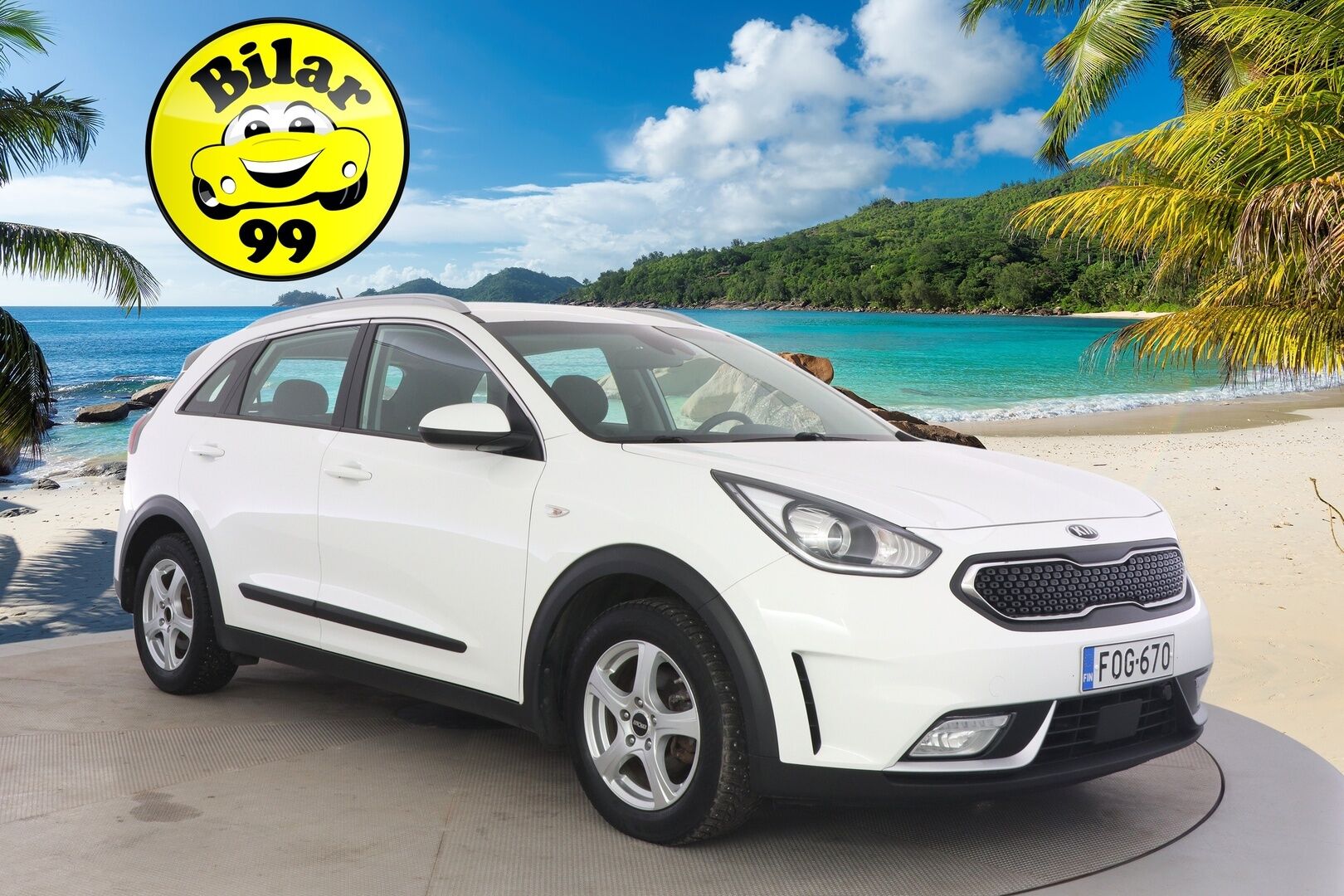 Kia Niro 2018 Kia Niro 1,6 GDI Hybrid LX DCT* / Acc / Lohko sisäpistokkeella /Ratinlämmitin/ Lane assist/ - Kahdet renkaat aluvanteilla / Bluetooth / Hyvin huollettu