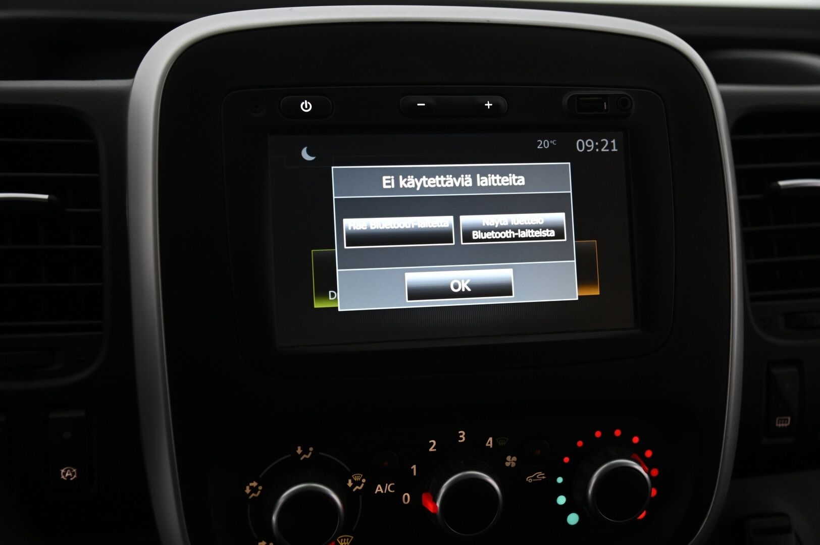 Renault Trafic 2020 dCi 145 L2H1 Automaatti *Webasto / Vetokoukku* - *Suomi-auto / Facelift / Juuri tullut* - HULLUT JOULUT KORKOTARJOUS 2,49% 