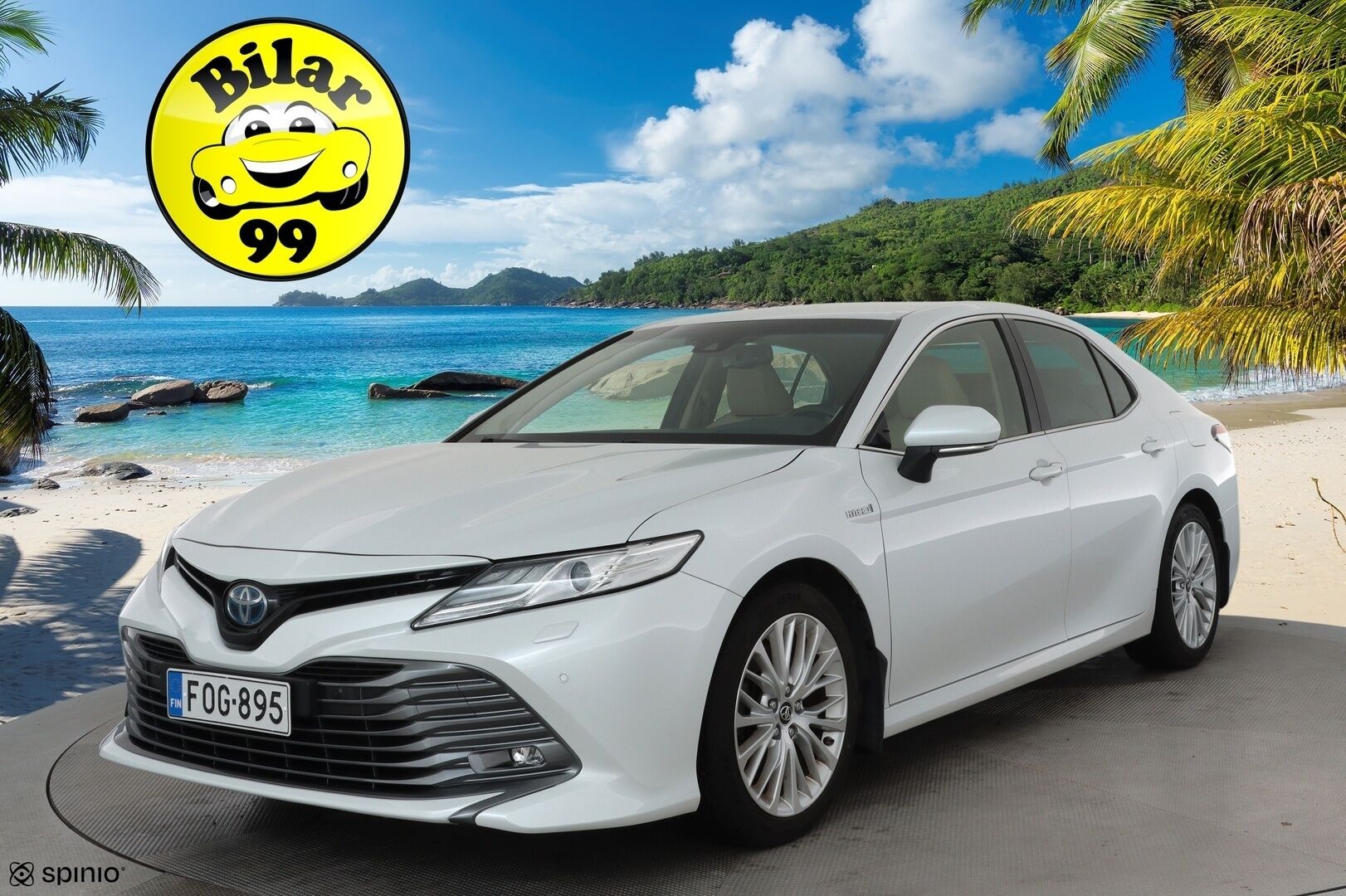 Toyota Camry 2020 2,5 Hybrid Premium **Webasto / HUD / ACC / JBL / LED / P.kamera / Nahkaverhoilu / Kaistavahti / Navi / KeylessGO - Huippu varusteet! / Kahdet Renkaat Toyotan alumiinivantein! / Suomi-auto