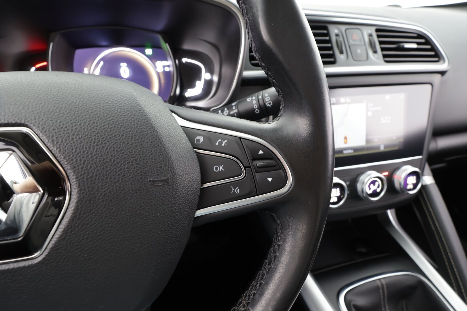 Renault Kadjar 2020 Blue dCi 150 4WD Bose - 1.Om Suomi-auto | Webasto | Vetokoukku | Bose Audio | Peruutuskamera | LED | Vakkari | Sporttipenkit | Kahdet Renkaat