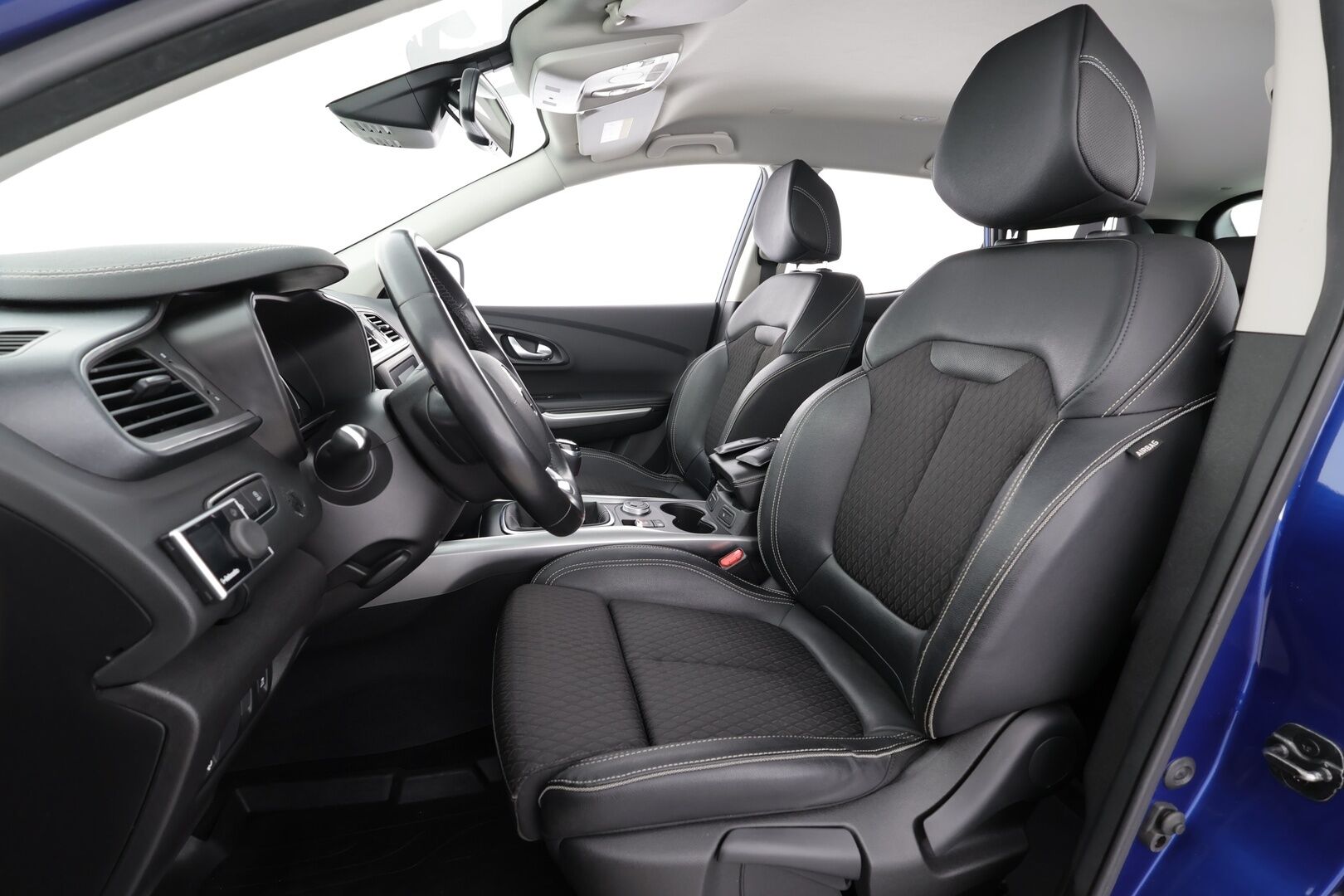 Renault Kadjar 2020 Blue dCi 150 4WD Bose - 1.Om Suomi-auto | Webasto | Vetokoukku | Bose Audio | Peruutuskamera | LED | Vakkari | Sporttipenkit | Kahdet Renkaat