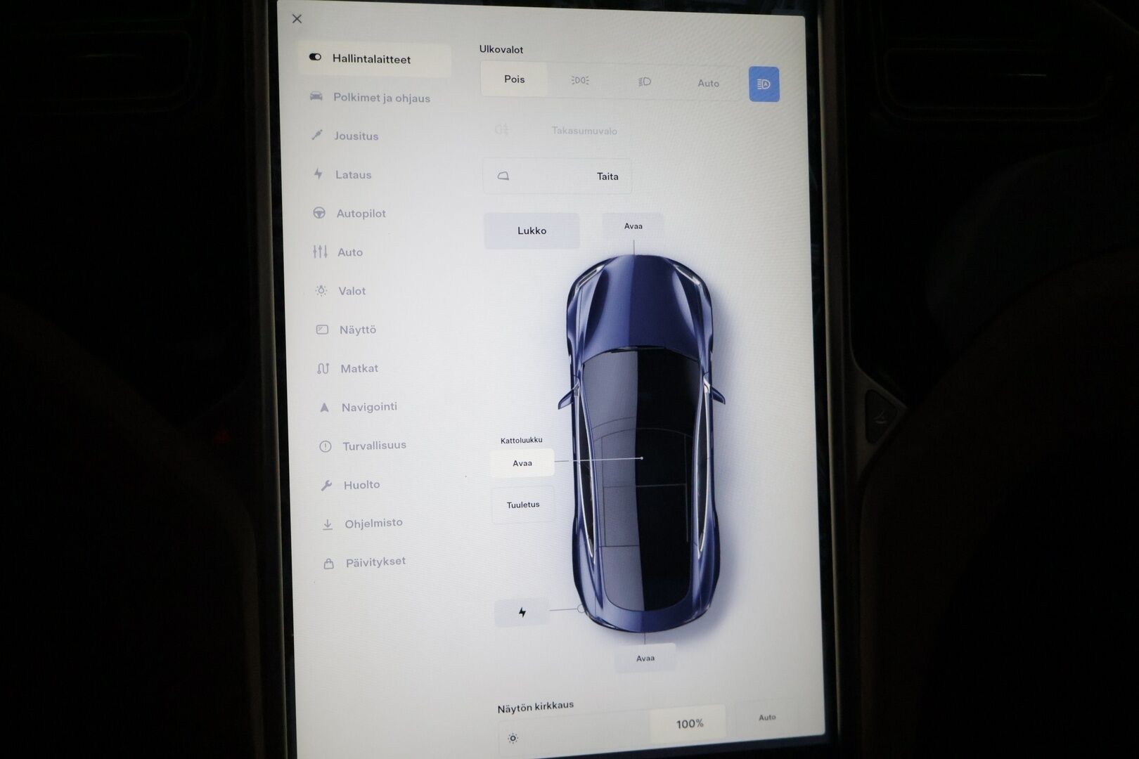 Tesla Model S 2014 Model S * MYYDÄÄN HUUTOKAUPOISSA * - Hieno yksilö eniten tarjoavalle! ILMAISET SUPERIT!!
