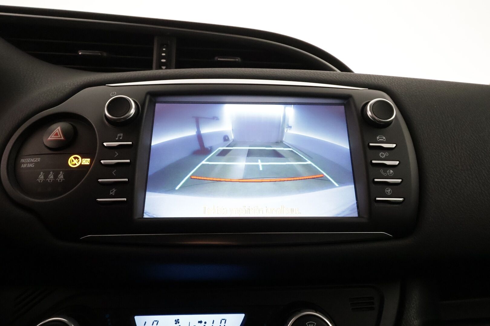 Toyota Yaris 2020 1,5 Dual VVT-i Y20 Edition **1-om. Suomi-auto / Navi / P-kamera / Vakkari / Kaistavahti**