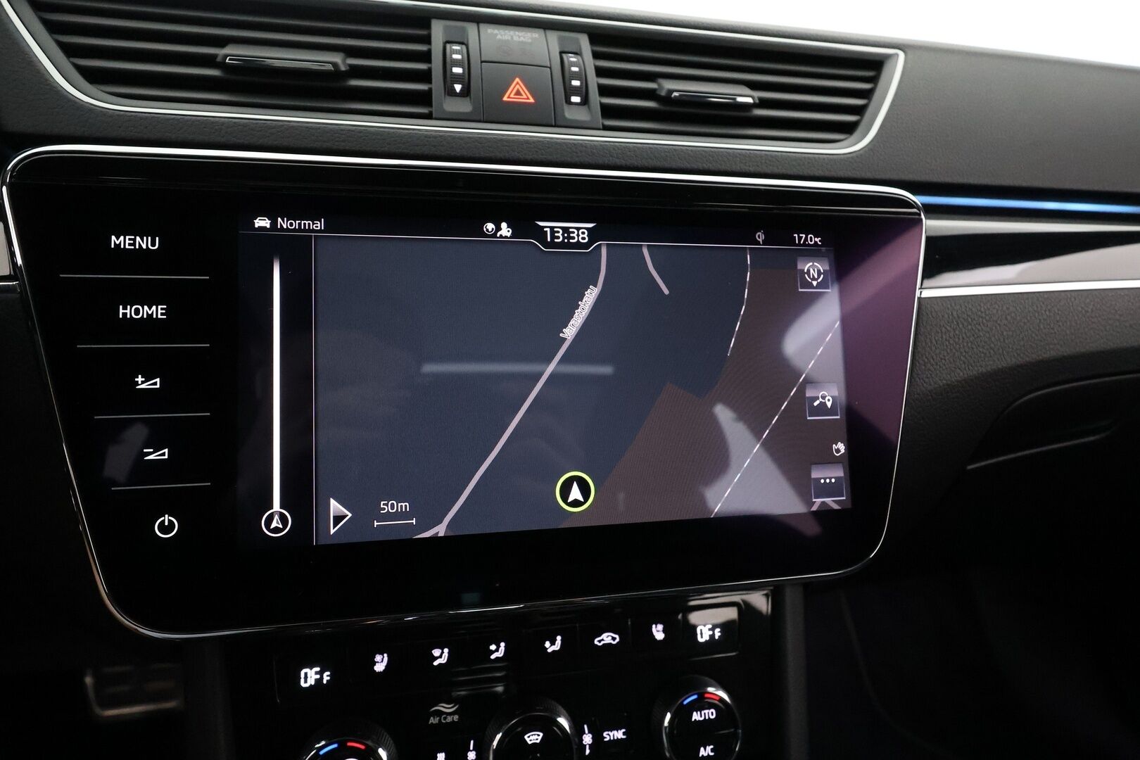 Skoda Superb 2020 Combi 1,4 TSI PHEV L&K iV DSG **Panorama / Adapt.Vakkari / Matrix-LED / 360° / Hierova Muistipenkki / Webasto / Navi** - Suomi-auto / 2x Latauskaapelit / Kahdet Renkaat