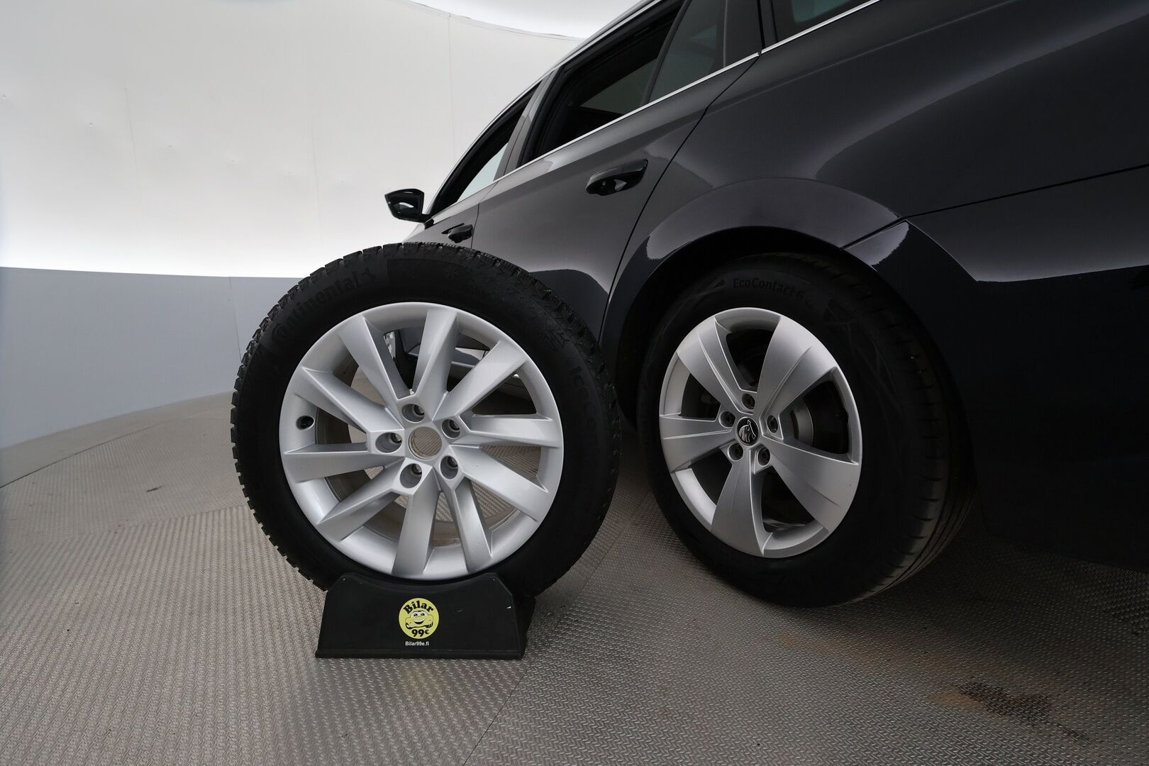 Skoda Superb 2020 Combi 1,4 TSI PHEV L&K iV DSG **Panorama / Adapt.Vakkari / Matrix-LED / 360° / Hierova Muistipenkki / Webasto / Navi** - Suomi-auto / 2x Latauskaapelit / Kahdet Renkaat