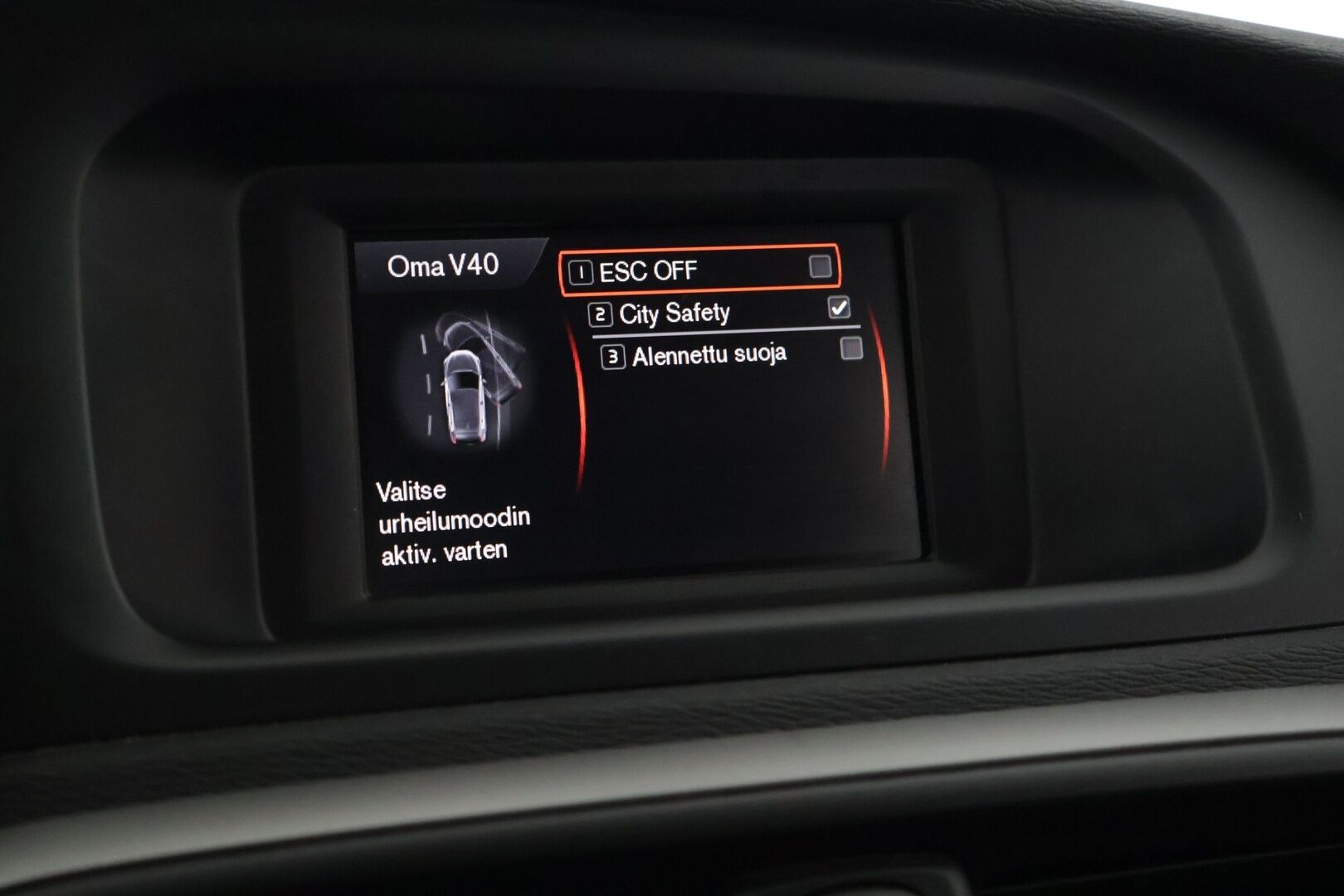 Volvo V40 2017 T3 Business aut * Webasto / Tutkat takana / Vetokoukku * - Upea huoltohistoria / Kummatkin renkaat ajokuntoiset / Maalipinta siisti! *
