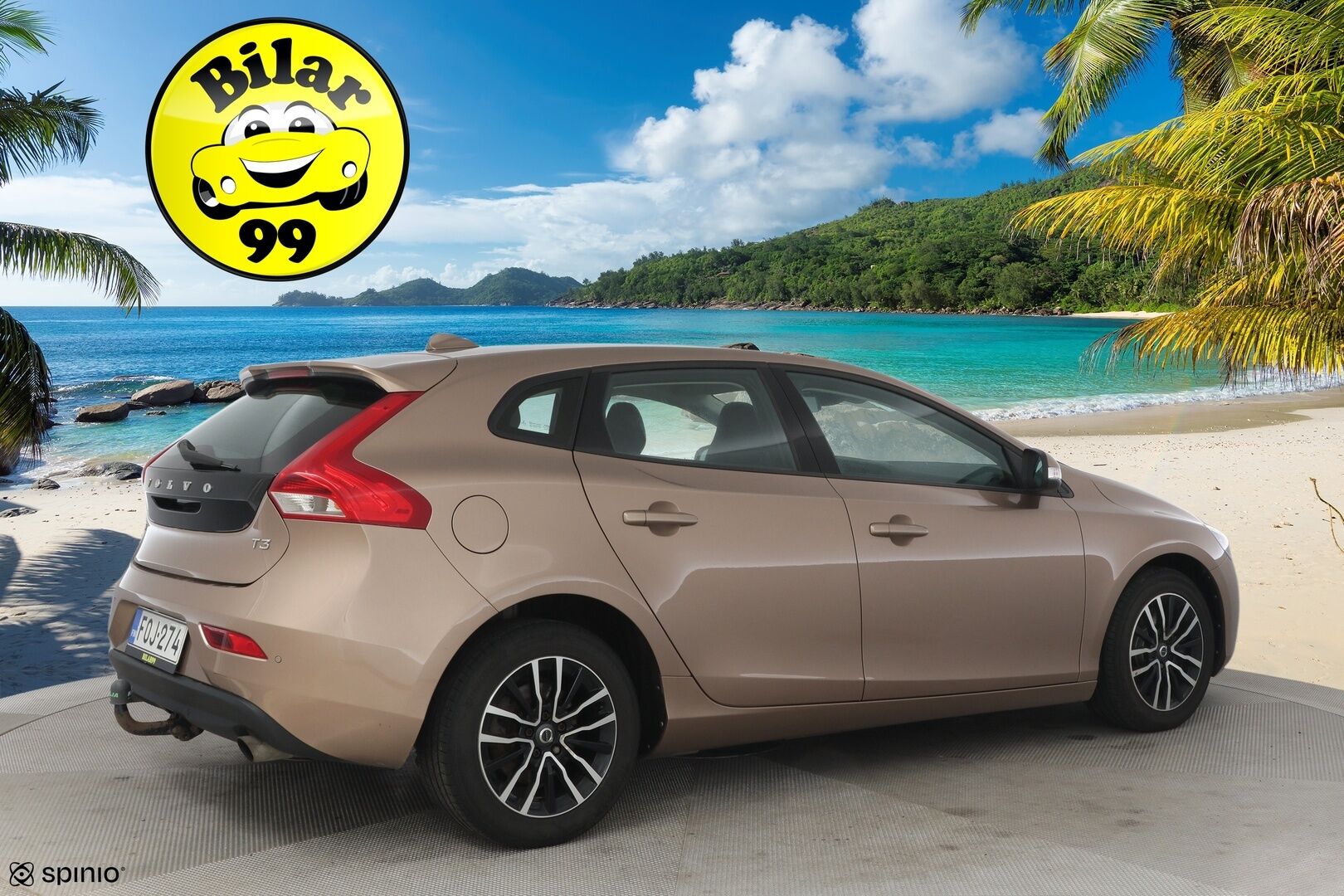 Volvo V40 2017 T3 Business aut * Webasto / Tutkat takana / Vetokoukku * - Upea huoltohistoria / Kummatkin renkaat ajokuntoiset / Maalipinta siisti! *