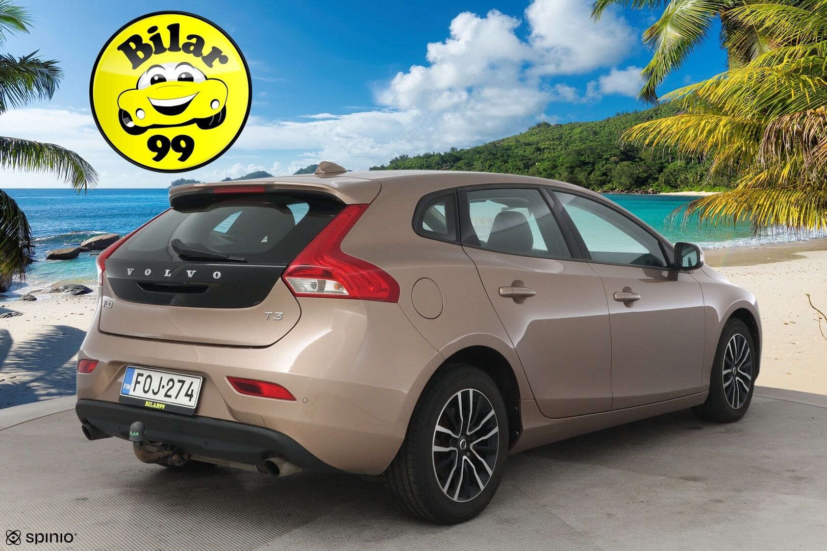 Volvo V40 2017 T3 Business aut * Webasto / Tutkat takana / Vetokoukku * - Upea huoltohistoria / Kummatkin renkaat ajokuntoiset / Maalipinta siisti! *
