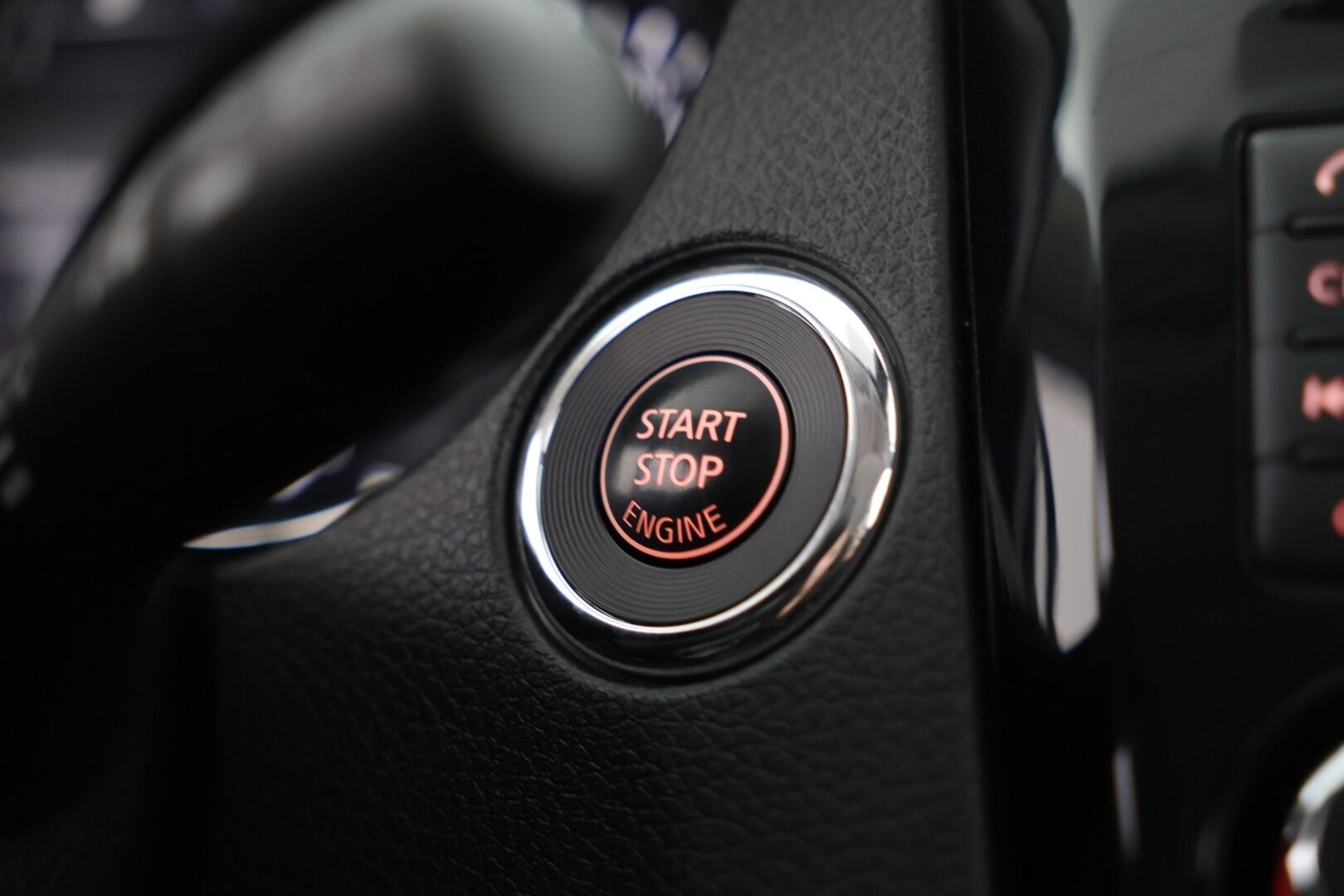 Nissan X-Trail 2021 dCi 150 N-Connecta 4WD Xtronic 5 seats / ACC / 2x renkaat / Kaistavahti / Merkkihuollettu / Lohko+Sisä! / - Merkkihuollettu! / Todella hyvin pidetty / Siisti!
