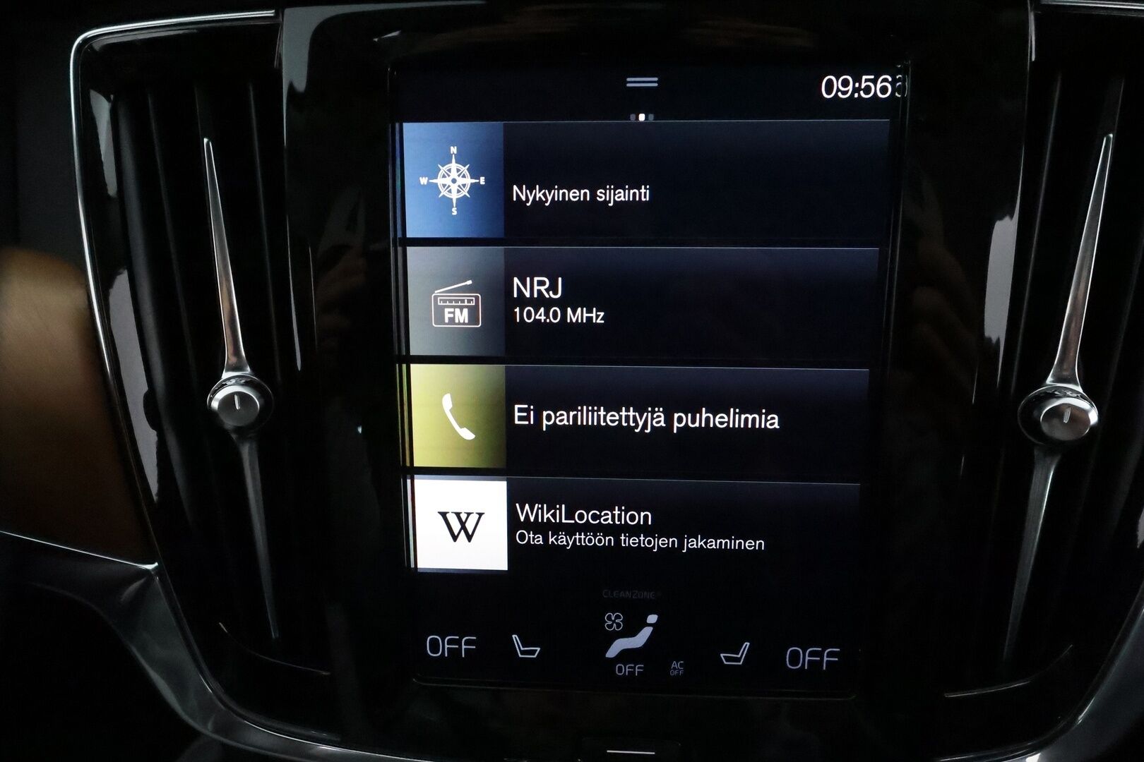 Volvo V90 2020 T8 AWD Inscription **Adapt.vakkari / Koukku / Full LED / Muistipenkki / Nahat / P.kamera / Webasto / KeylessGo** - Suomi-auto / Merkkihuollettu / Penkinlämmittimet takana / Digimittaristo / BLIS