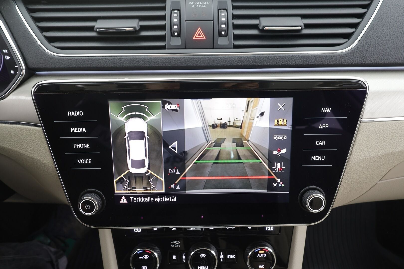Skoda Superb 2020 1,4 TSI PHEV Style iV DSG Autom. - | ACC | Webasto | Koukku | Skoda crystal Matrix-LED | Muistipenkki | P.Kamera | Puolinahat | Keyless | Suomi-auto | 