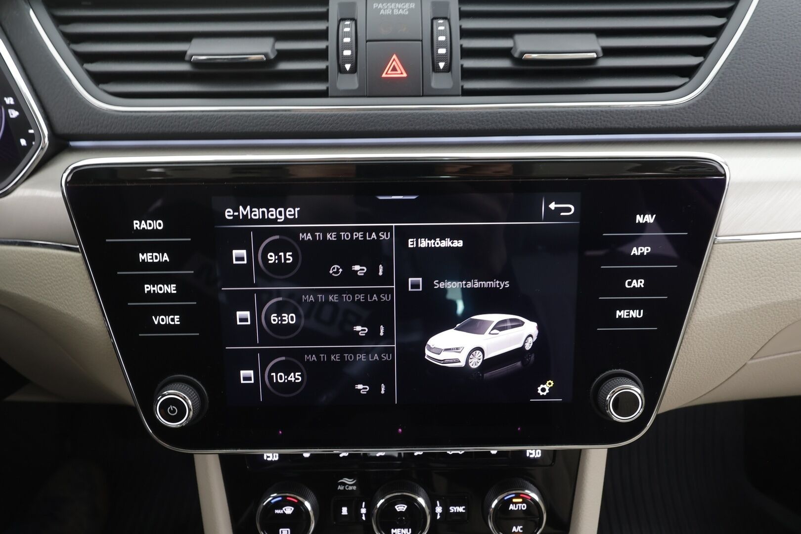 Skoda Superb 2020 1,4 TSI PHEV Style iV DSG Autom. - | ACC | Webasto | Koukku | Skoda crystal Matrix-LED | Muistipenkki | P.Kamera | Puolinahat | Keyless | Suomi-auto | 