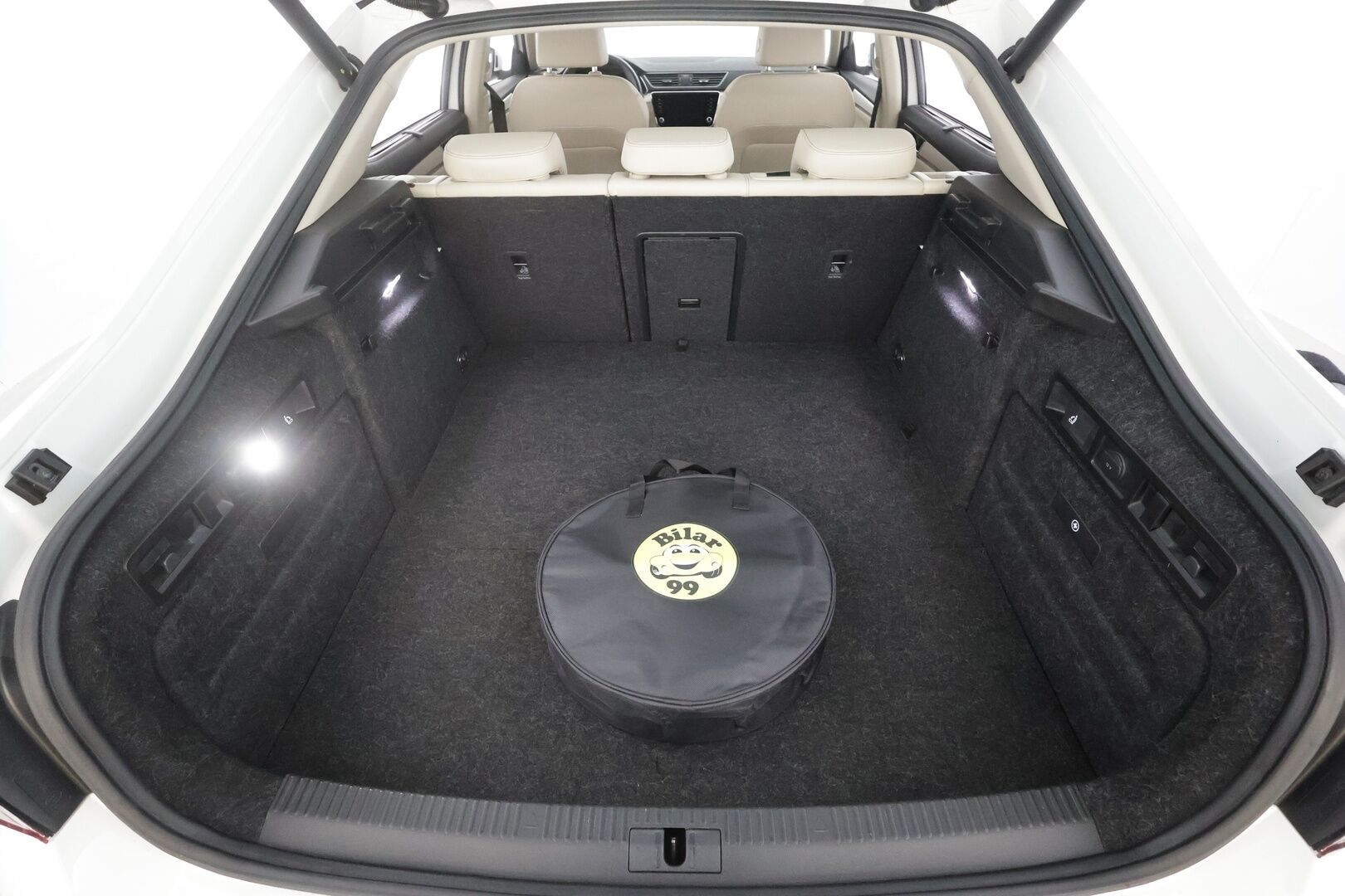 Skoda Superb 2020 1,4 TSI PHEV Style iV DSG Autom. - | ACC | Webasto | Koukku | Skoda crystal Matrix-LED | Muistipenkki | P.Kamera | Puolinahat | Keyless | Suomi-auto | 
