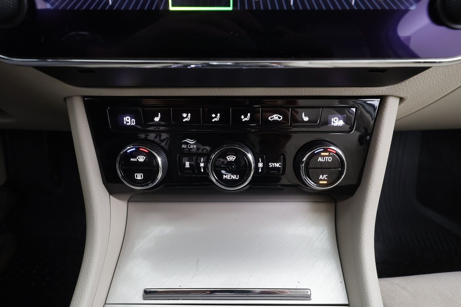 Skoda Superb 2020 1,4 TSI PHEV Style iV DSG Autom. - | ACC | Webasto | Koukku | Skoda crystal Matrix-LED | Muistipenkki | P.Kamera | Puolinahat | Keyless | Suomi-auto | 
