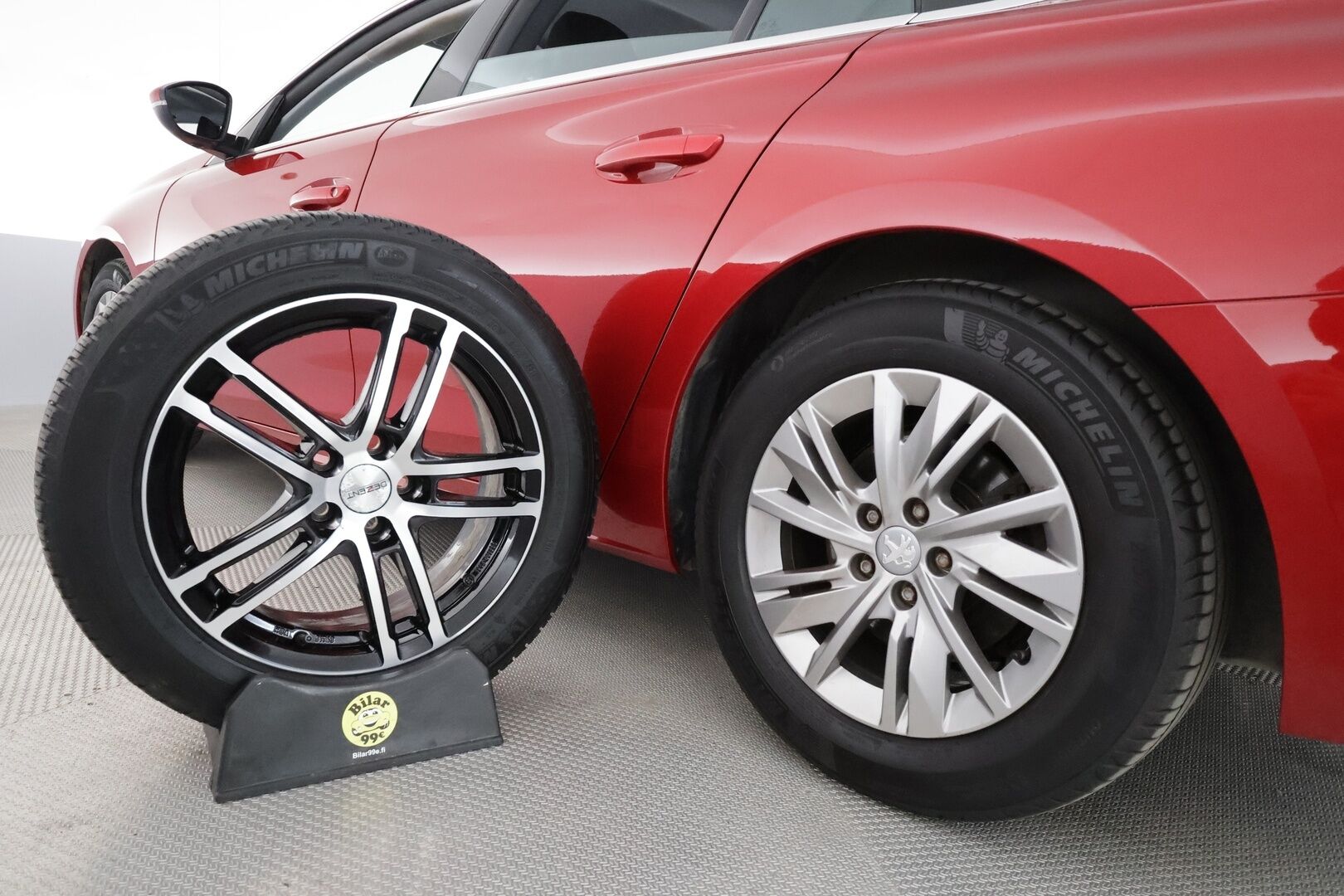 Peugeot 508 2020 SW Active BlueHDi 130 EAT8-aut **ALV / Koukku / P.Tutka / Digimittaristo / Kaistavahti / Aut. Ilmastointi / Vakkari** - Suomi-auto / 2x Renkaat / Kattavat varusteet