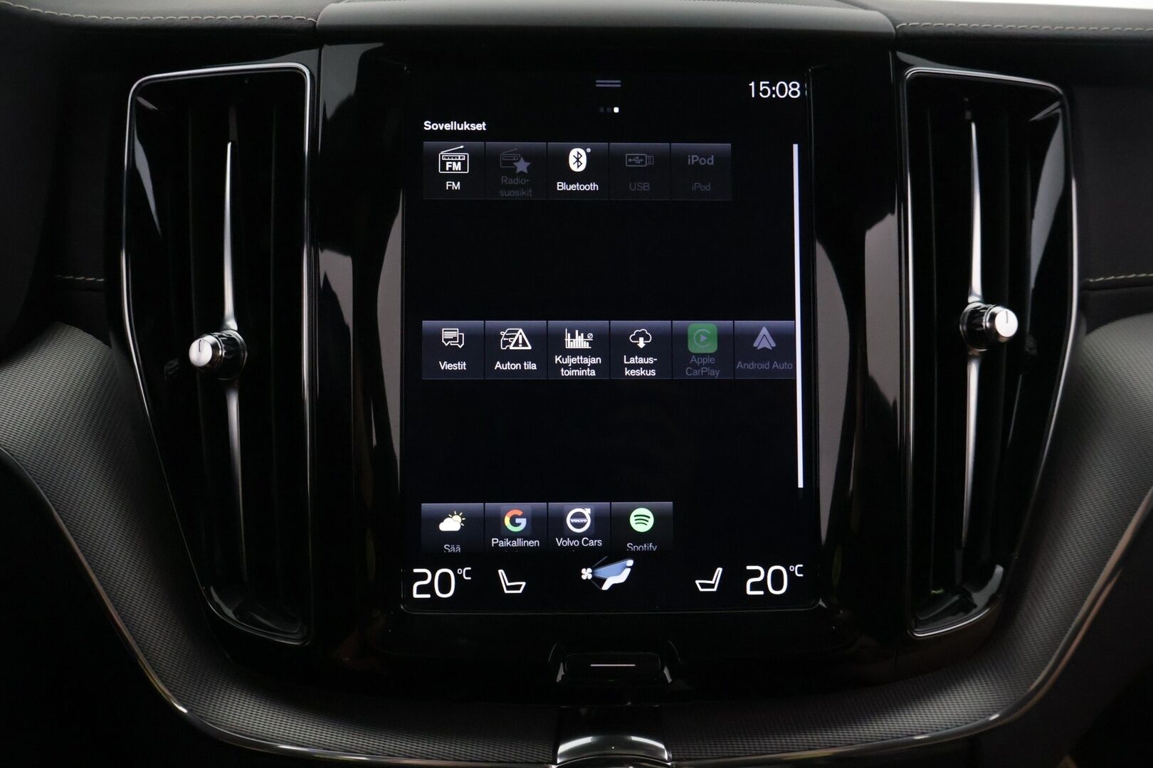 Volvo XC60 2020 T8 TwE AWD R-Design aut * R-Design / Pilot Assist / LED / Panoraama / 360° kamera / Koukku * - 3,99 % KORKOTARJOUS TÄHÄN AUTOON - *Suomi-auto / Tilava ja käytännöllinen / Pienet kustannukset*