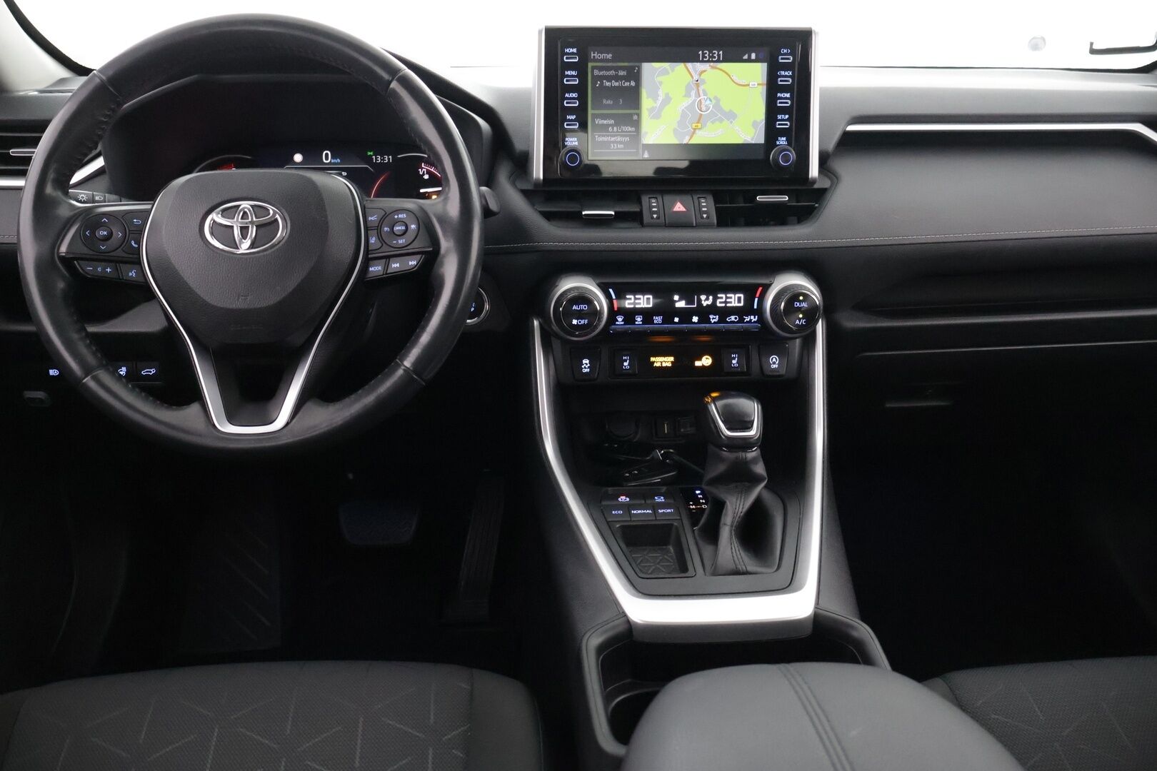 Toyota RAV4 2020 2,0 VVT-iE Active Multidrive S - *ACC | Webasto | Merkkihuollettu | Vetokoukku | P-kamera | Navi | Kaistavahti | KeyLess | Ratinlämmitin | 2x Renkaat | Suomi-auto*