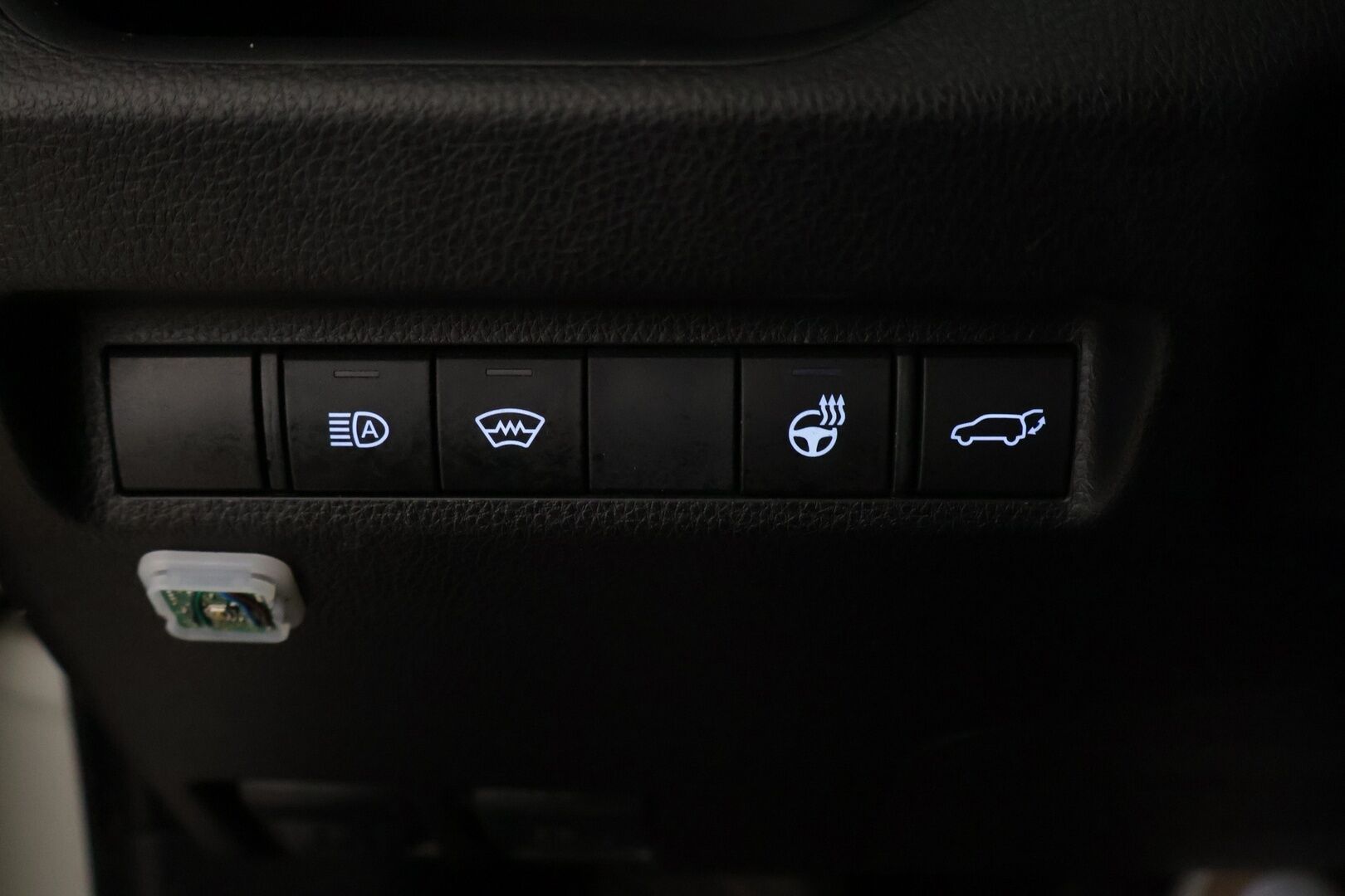 Toyota RAV4 2020 2,0 VVT-iE Active Multidrive S - *ACC | Webasto | Merkkihuollettu | Vetokoukku | P-kamera | Navi | Kaistavahti | KeyLess | Ratinlämmitin | 2x Renkaat | Suomi-auto*