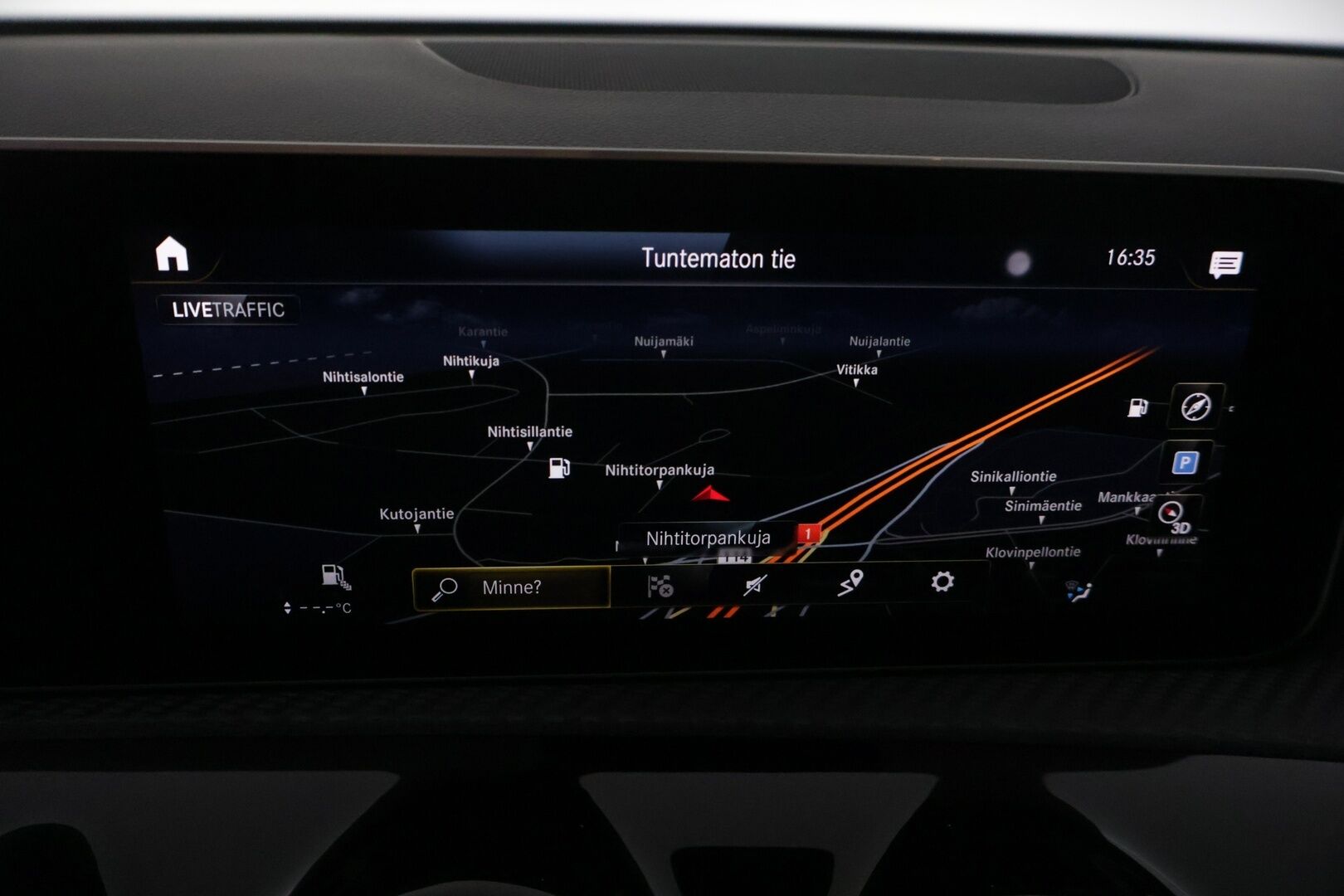 Mercedes-Benz A 2020 180 d A sedan Business Style - 2-om. | Suomi-auto | Koukku | Kamera | Puolinahat | Digimittari | Navigointi | 2x renkaat