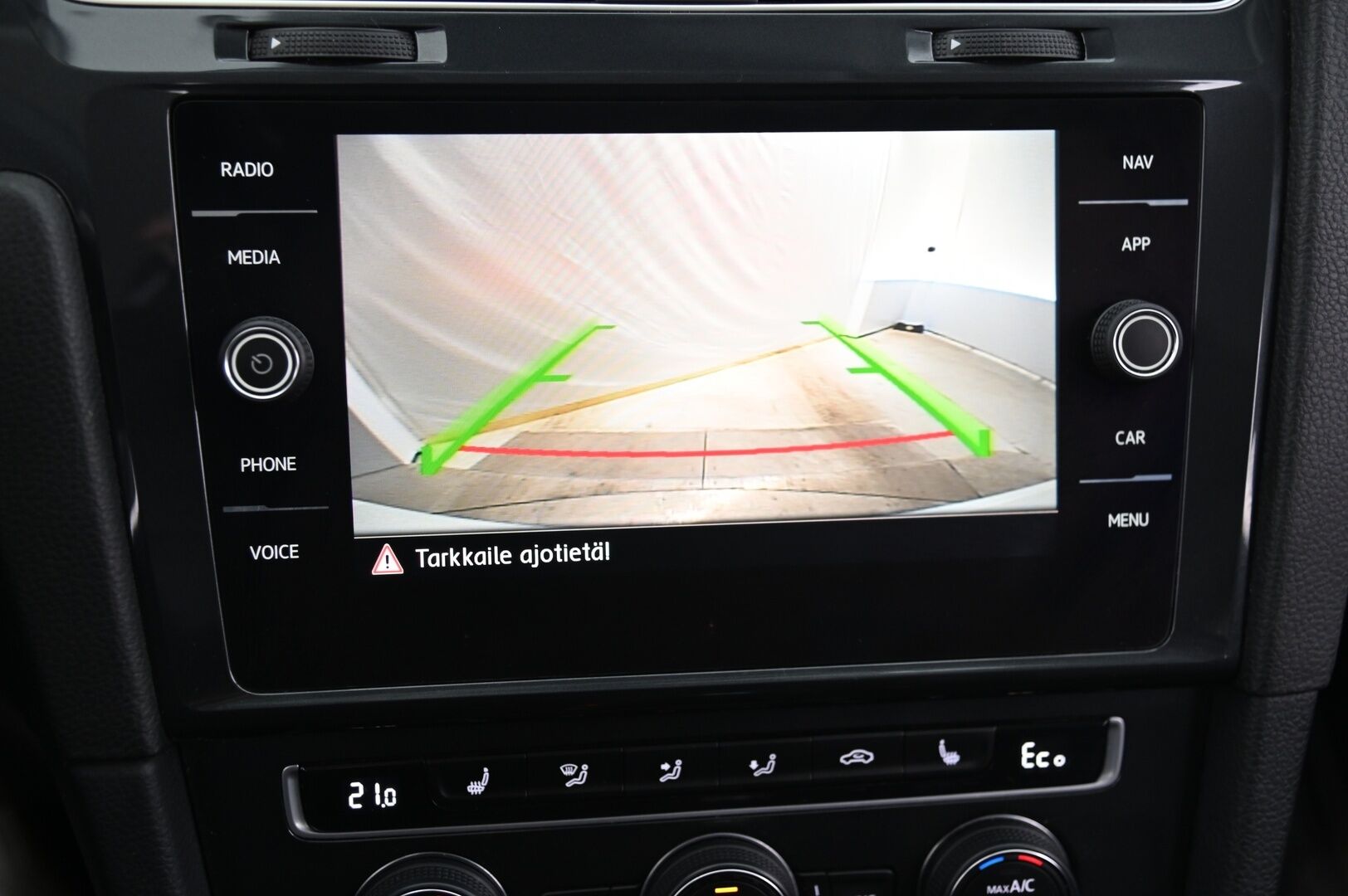 Volkswagen Golf 2020 e-Golf 100 kW (136 hv) automaatti *ACC / Nahat / Navi / ILP* - *CCS / Suomi-auto / 2x renkaat&vanteet*