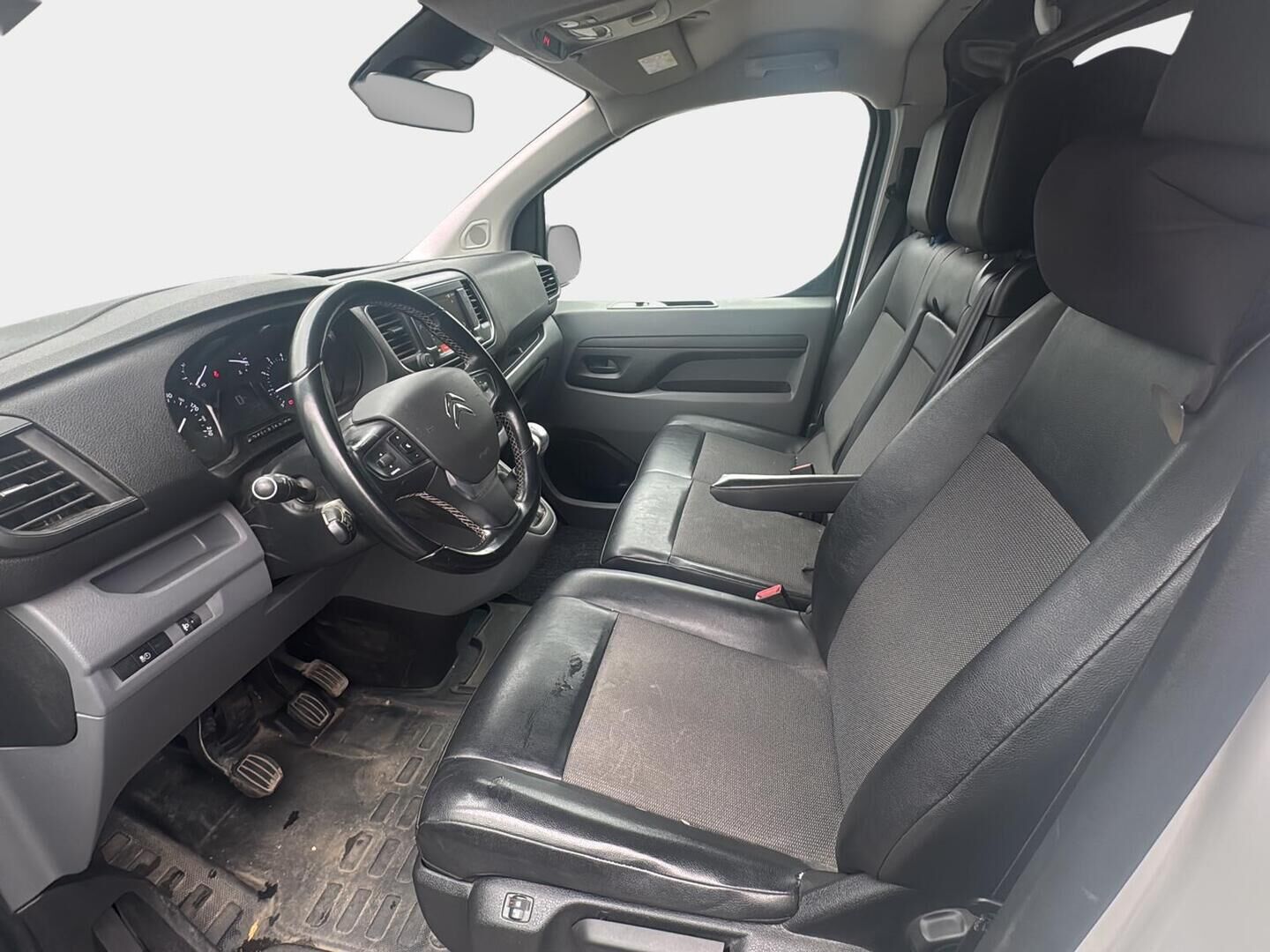 Citroen Jumpy 2020 BlueHDi 120 XL Cargo - 2.om Suomi-auto | Merkkihuollettu | Vakkari | P.kamera | Webasto | 2x renkaat