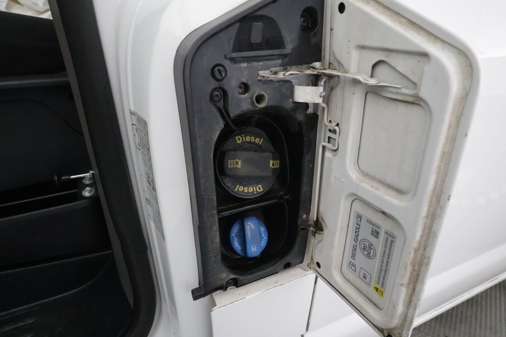 Volkswagen Transporter 2020 umpipakettiauto 2,0 TDI 110 kW DSG 3200Kg - 1.OM Suomi-auto | Webasto | P.kamera | AppConnect | Vakkari | Ilmastointi | Koukku | Kahdet renkaat