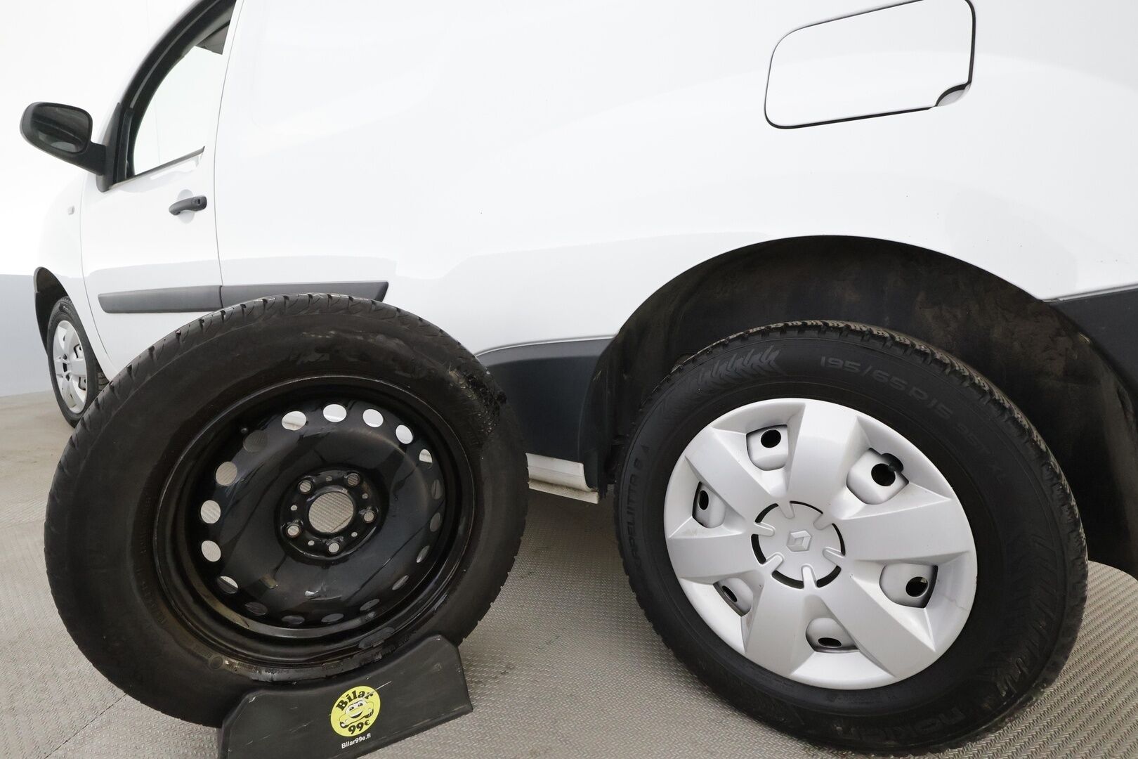 Renault Kangoo 2020 Express Maxi dCi 95 4m3 * ALV / Suomi-auto / Ilmastointi / Bluetooth / P.Tutka / Kahdet renkaat *