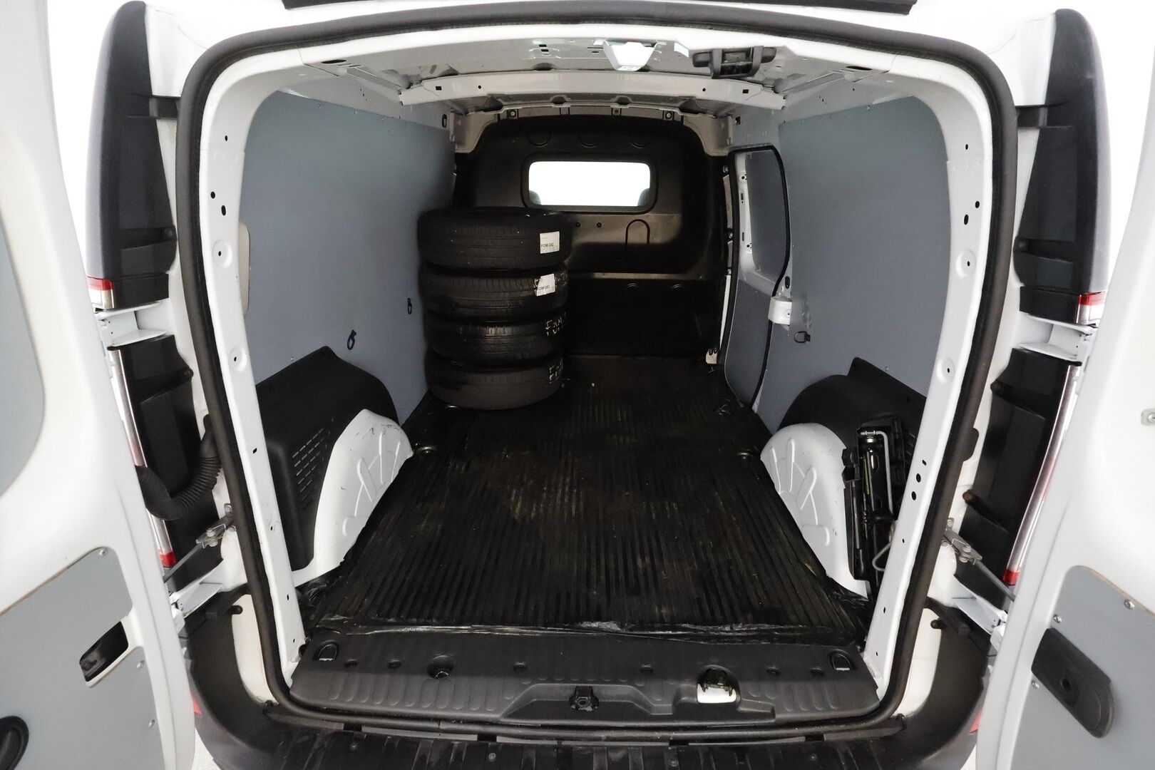 Renault Kangoo 2020 Express Maxi dCi 95 4m3 * ALV / Suomi-auto / Ilmastointi / Bluetooth / P.Tutka / Kahdet renkaat *