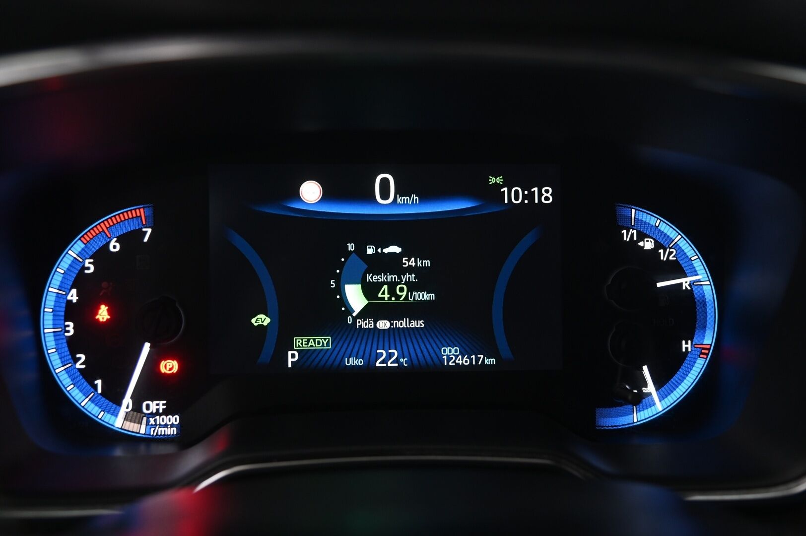 Toyota Corolla 2020 Touring Sports 1,8 Hybrid Active Business - Merkkihuollettu | Navi | P.kamera | ACC | Lohko | 2xvanteet&renkaat | Suomi-auto 