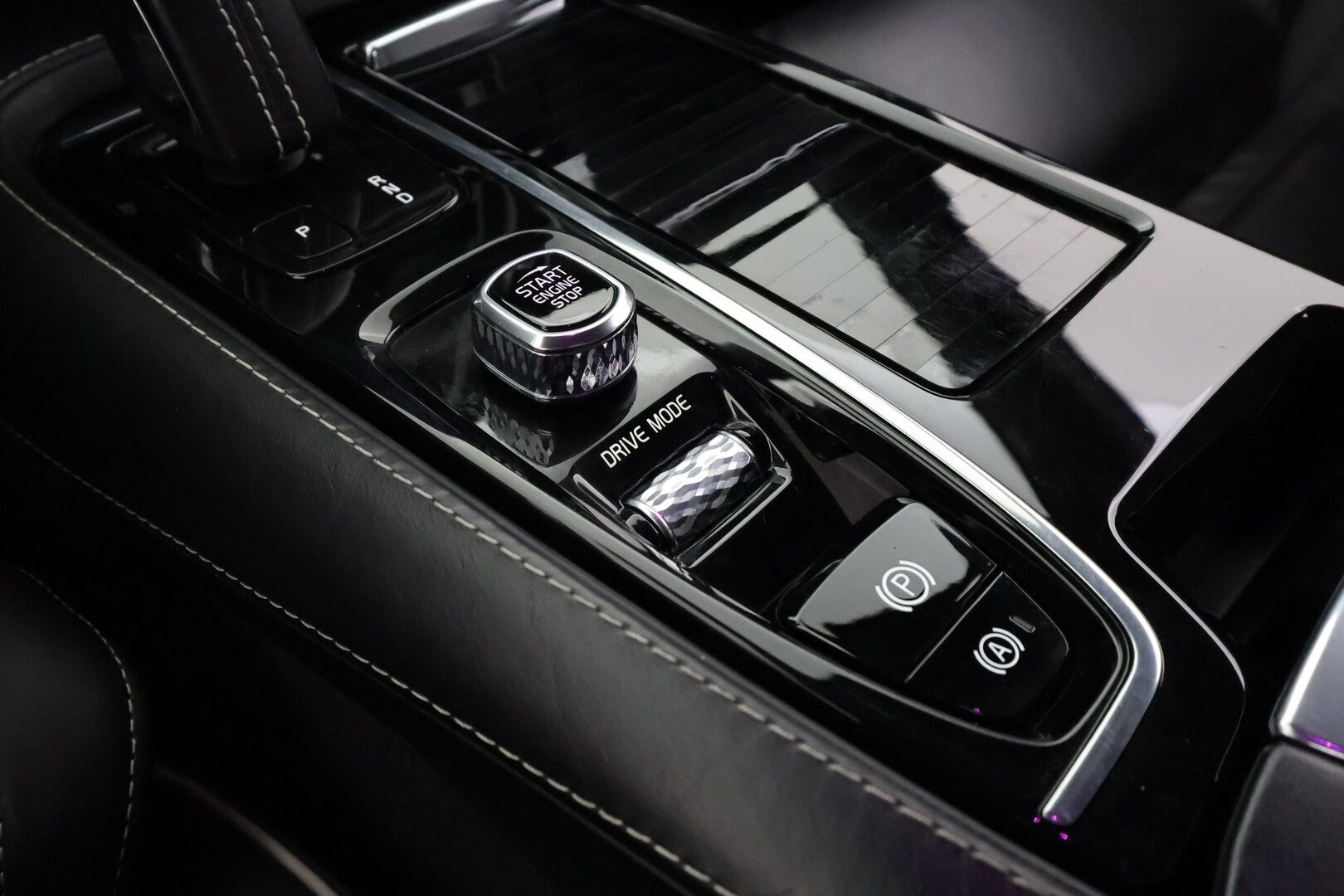 Volvo S60 2020 T8 TwE AWD Business R-Design Polestar aut - | Pilot assist | Webasto | Full-LED | High Performance audio | Muistipenkki | P.Kamera | Suomi-auto | Kahdet Renkaat |