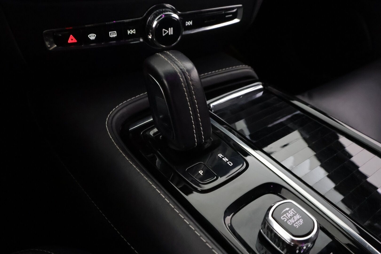 Volvo S60 2020 T8 TwE AWD Business R-Design Polestar aut - | Pilot assist | Webasto | Full-LED | High Performance audio | Muistipenkki | P.Kamera | Suomi-auto | Kahdet Renkaat |