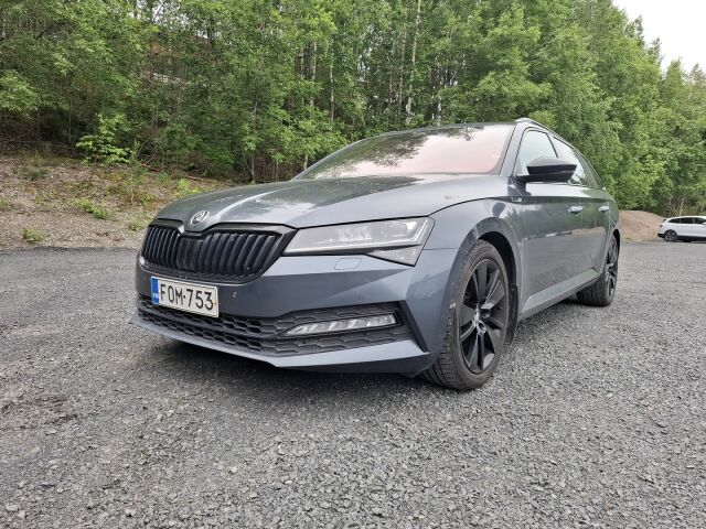 Skoda Superb -kuva
