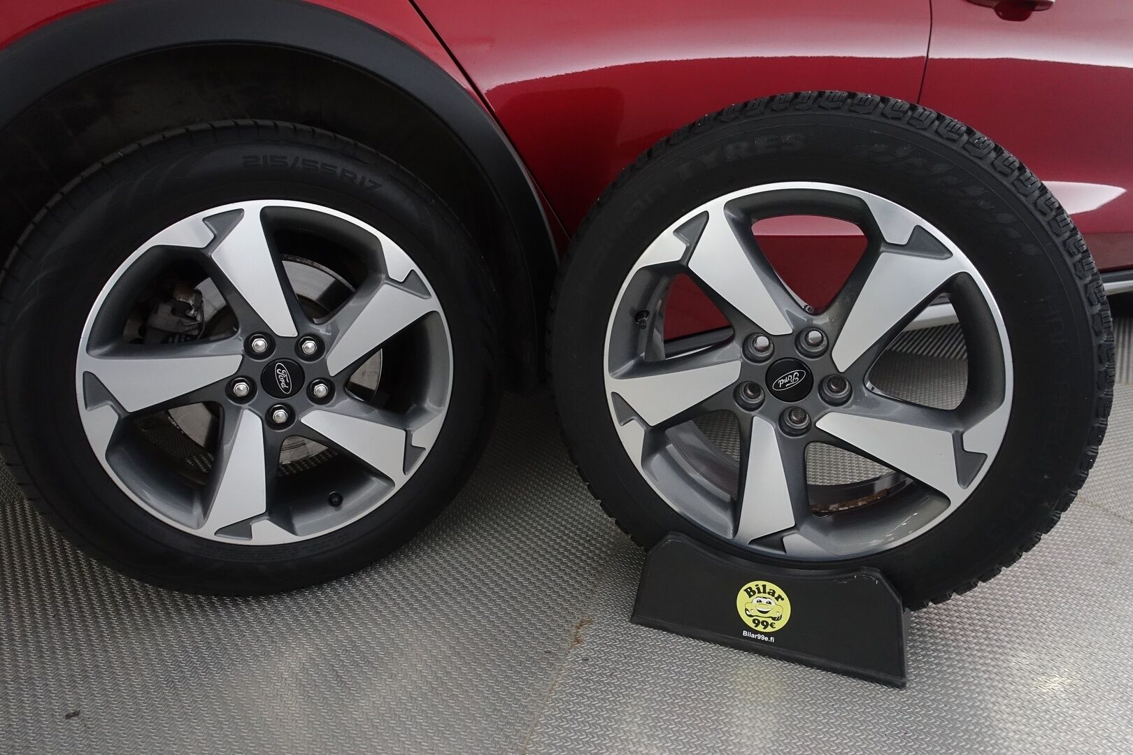 Ford Focus 2020 1,5 EcoBoost 150hv A8 Active Wagon - | Suomi-auto | Webasto | ACC | LED | Navi | Apple & Android | Lohkolämmitin | P.tutkat | Ruby Red | 2xrenkaat & vanteet | - KORKO VAIN 3,99 %