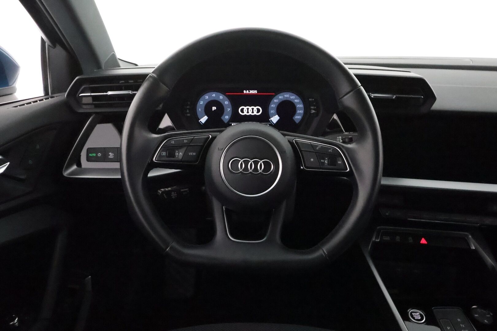 Audi A3 2021 Sedan Business 1,0 TFSI 85 kW S tronic **Adapt. vakkari / B&O / Webasto / Digimittaristo / Sporttipenkit / Apple&Android** - * Suomi-auto / 2x Renkaat & Vanteet *