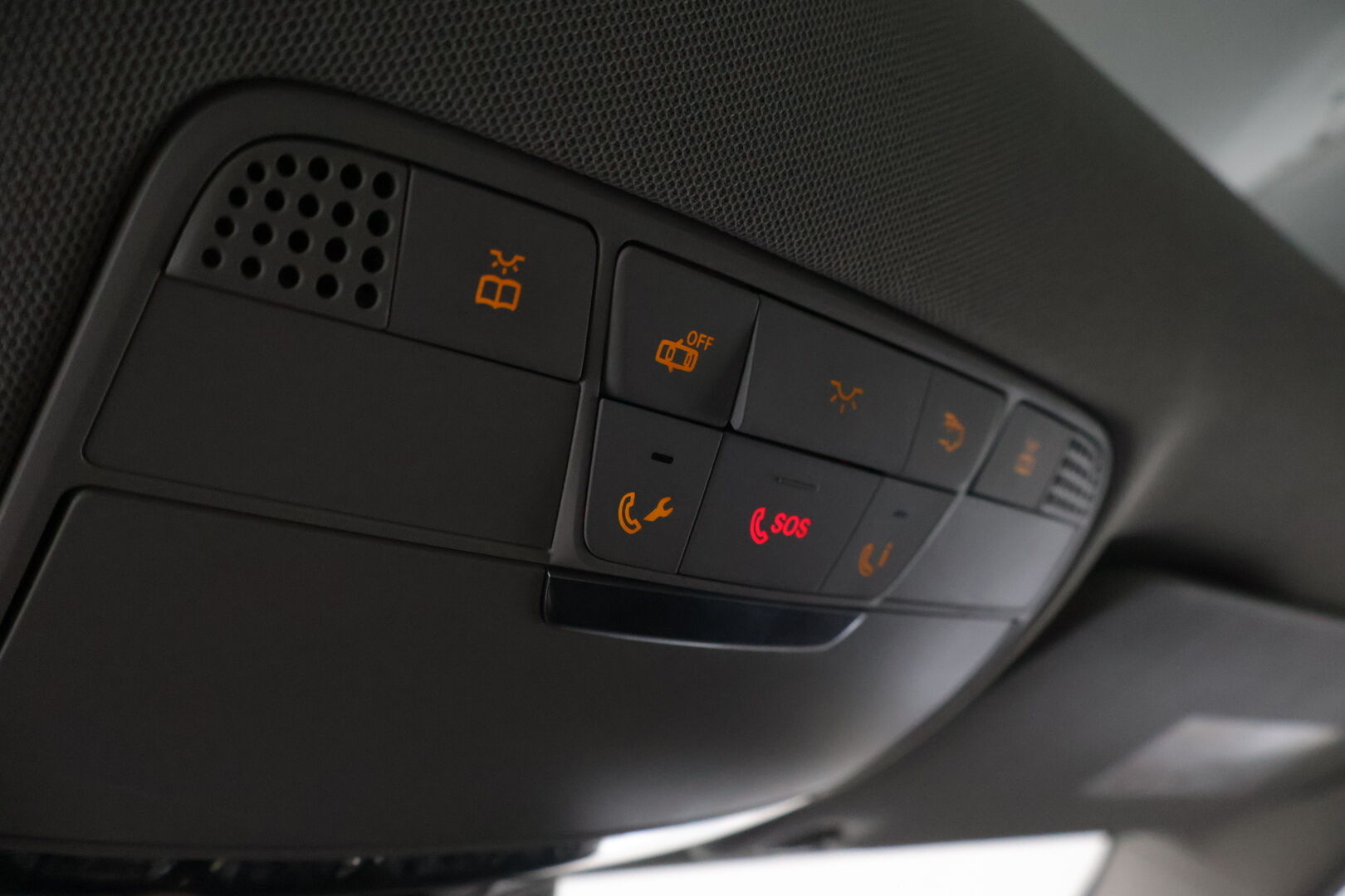 Mercedes-Benz C 2016 250 BlueTec T A 4MATIC 9G-Tronic Premium Business *DTR+Q / Ilma-alusta / BLIS / Panorama / Sähköpenkit muistilla / Comand Nav - Irroitettava Vetokoukku / Todella kattavat varuseet! /Sähköinen takaluukku