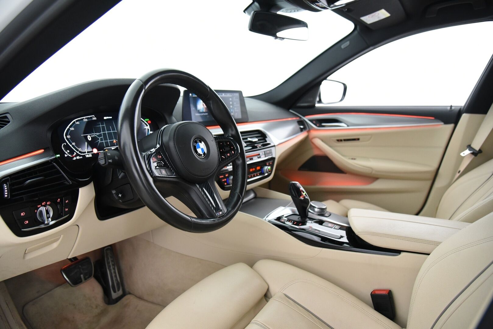 BMW 530 2020 e xDrive iPerformance Sedan M-Sport - HUD / H&K / Hieronta / Comfort-muistipenkki / Soft-Close / Adapt. Led / Keyless / Ambient / BLIS / P-Kamera