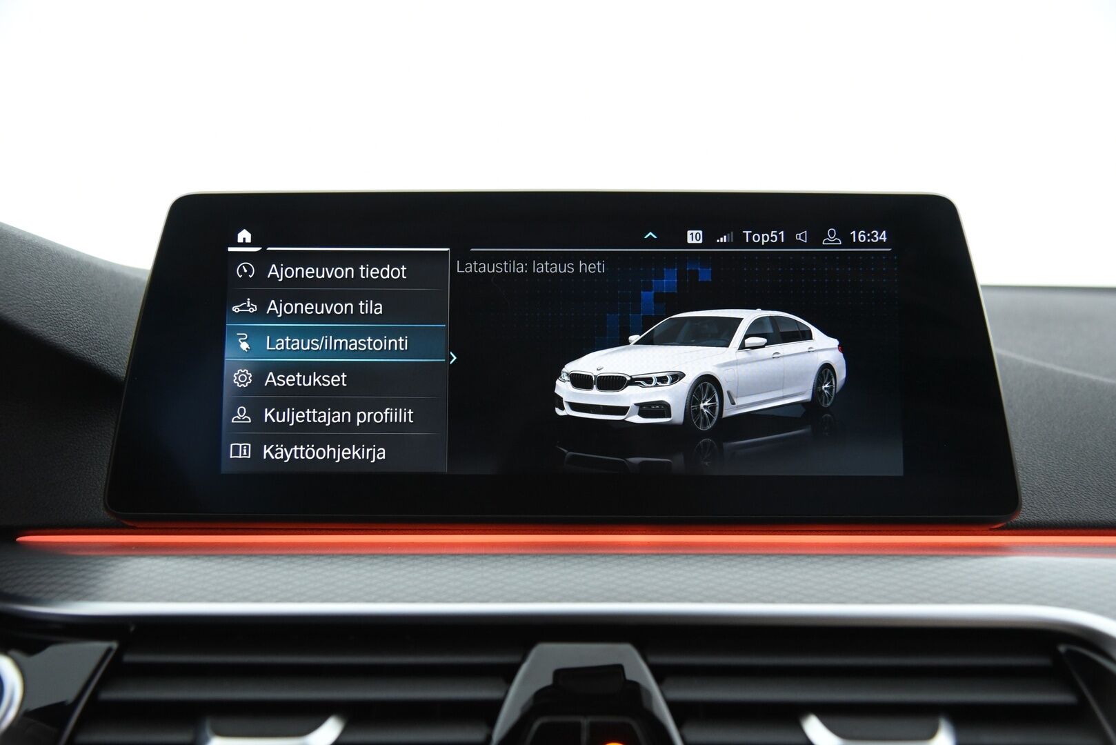 BMW 530 2020 e xDrive iPerformance Sedan M-Sport - HUD / H&K / Hieronta / Comfort-muistipenkki / Soft-Close / Adapt. Led / Keyless / Ambient / BLIS / P-Kamera