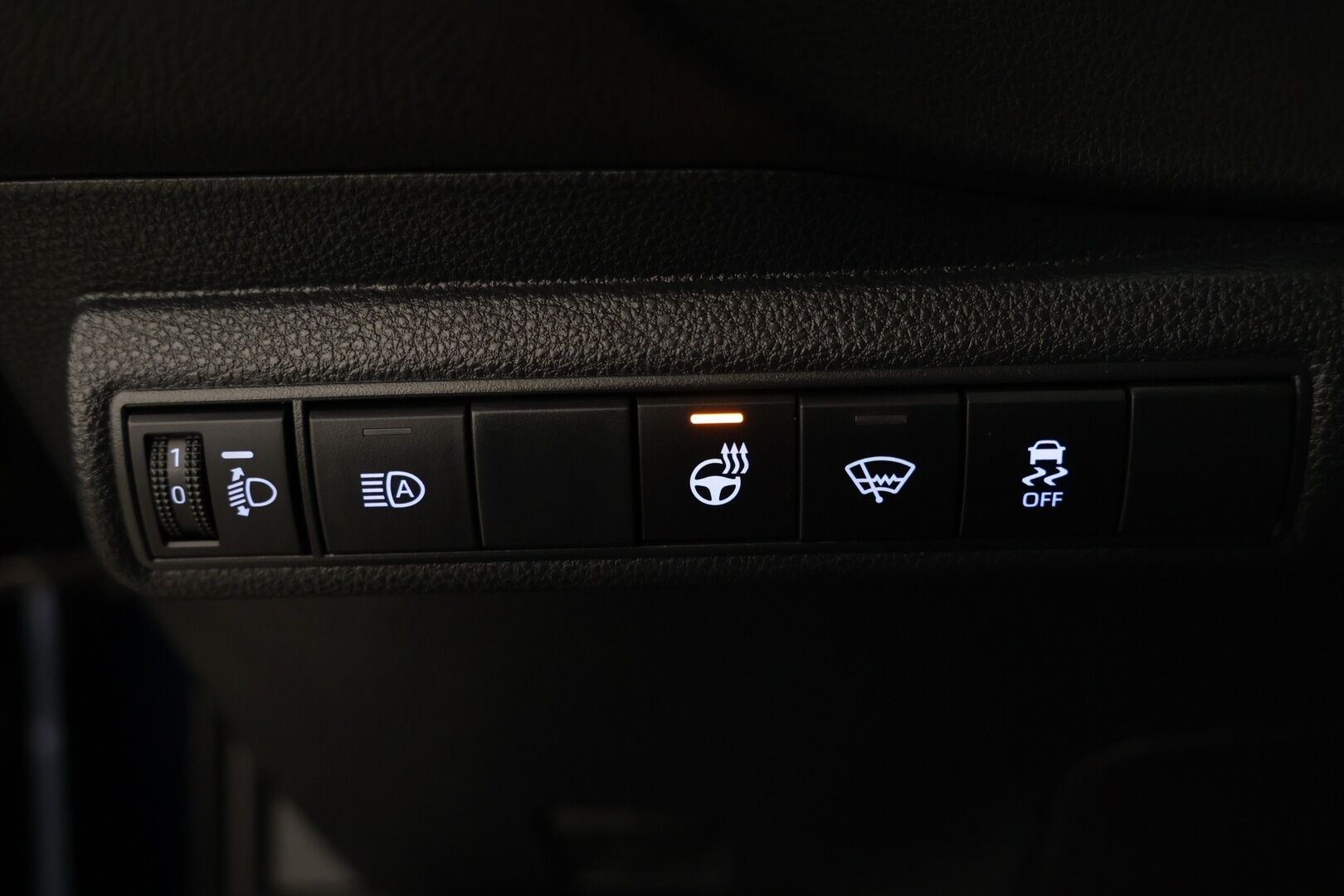 Suzuki Swace 2021 1,8 HYBRID 2WD GL+ CVT-aut - | ACC | Kaistavahti | Lohko | P-Kamera | APP-connect | Ratinlämmitin | LED |
