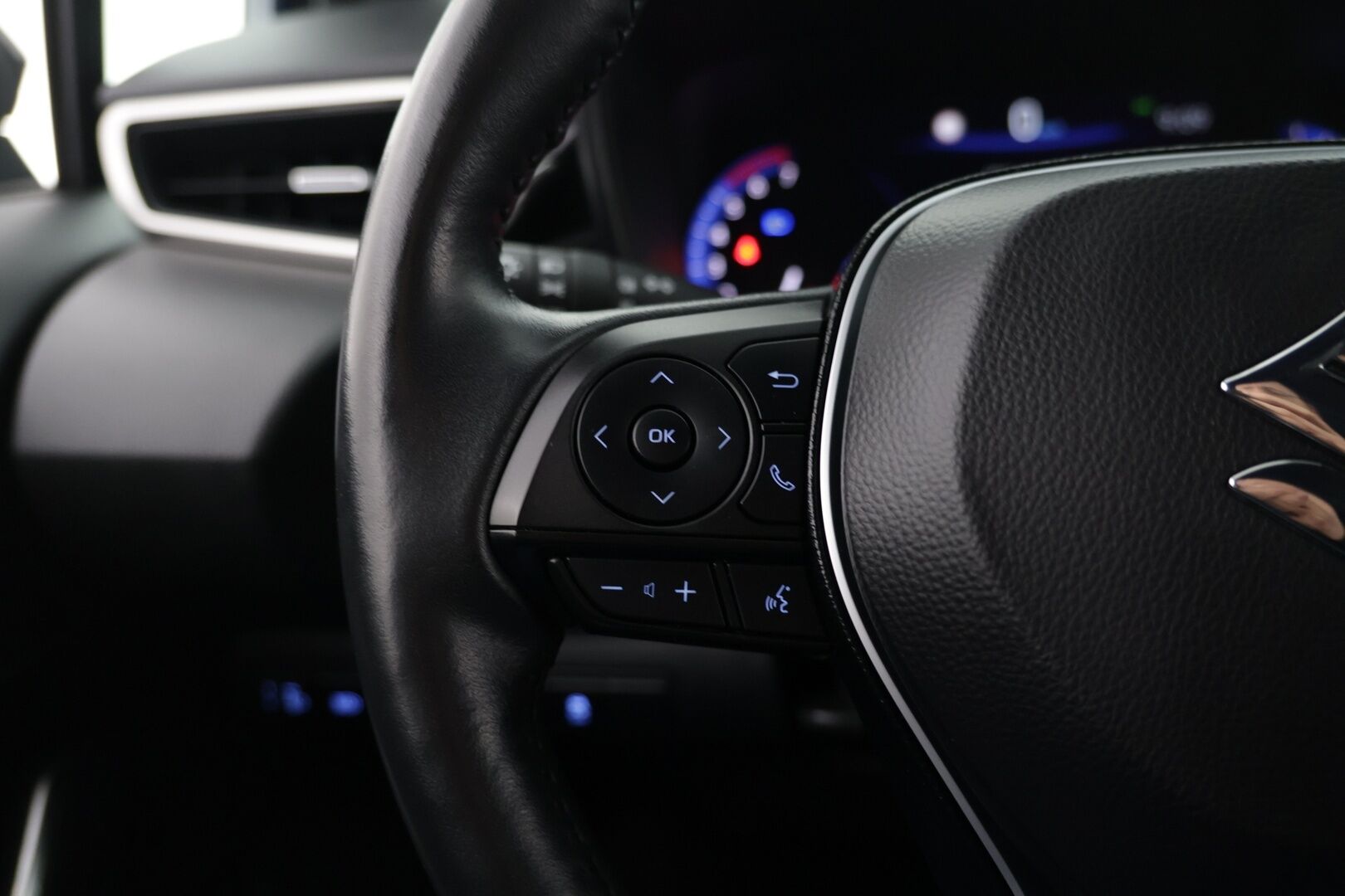 Suzuki Swace 2021 1,8 HYBRID 2WD GL+ CVT-aut - | ACC | Kaistavahti | Lohko | P-Kamera | APP-connect | Ratinlämmitin | LED |