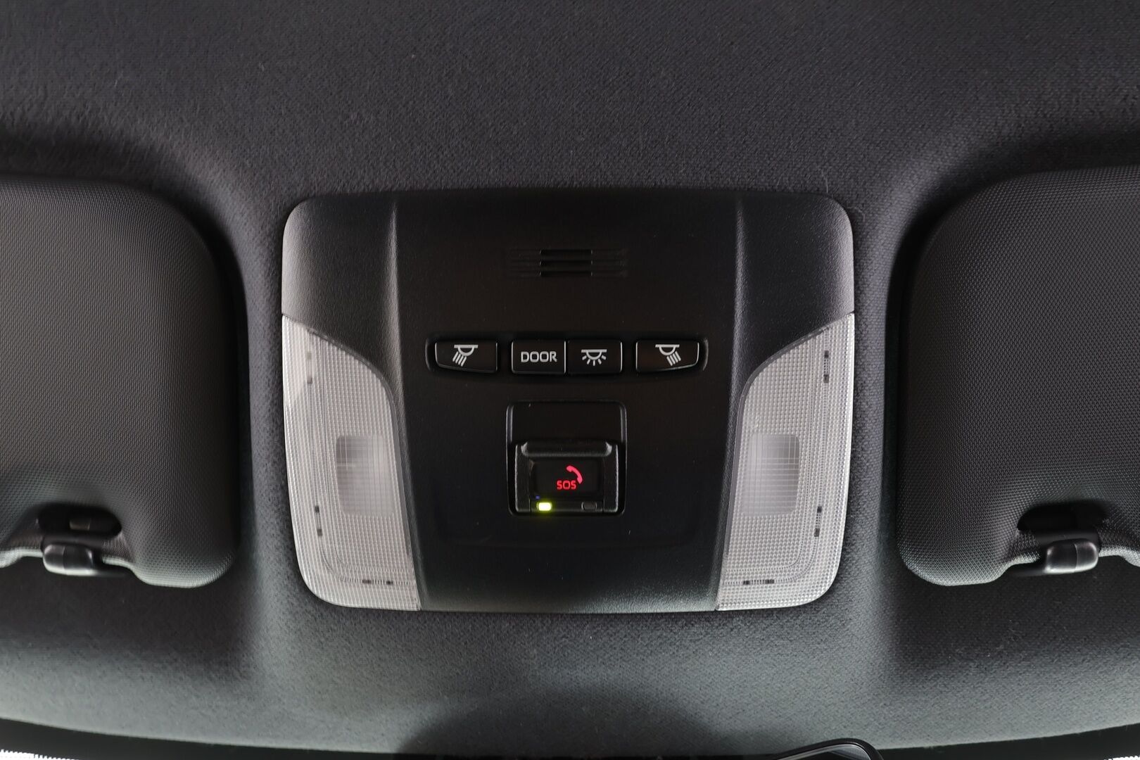 Suzuki Swace 2021 1,8 HYBRID 2WD GL+ CVT-aut * ACC / Kaistavahti / P.Kamera / Lohko+Sisä / LED / Apple&Android / Ratinlämmitin * - Suomi-auto / Kahdet renkaat aluvanteilla / Merkkihuollettu - HULLUT AVAJAISHULINAT KORKOTARJOUS 3,29 %