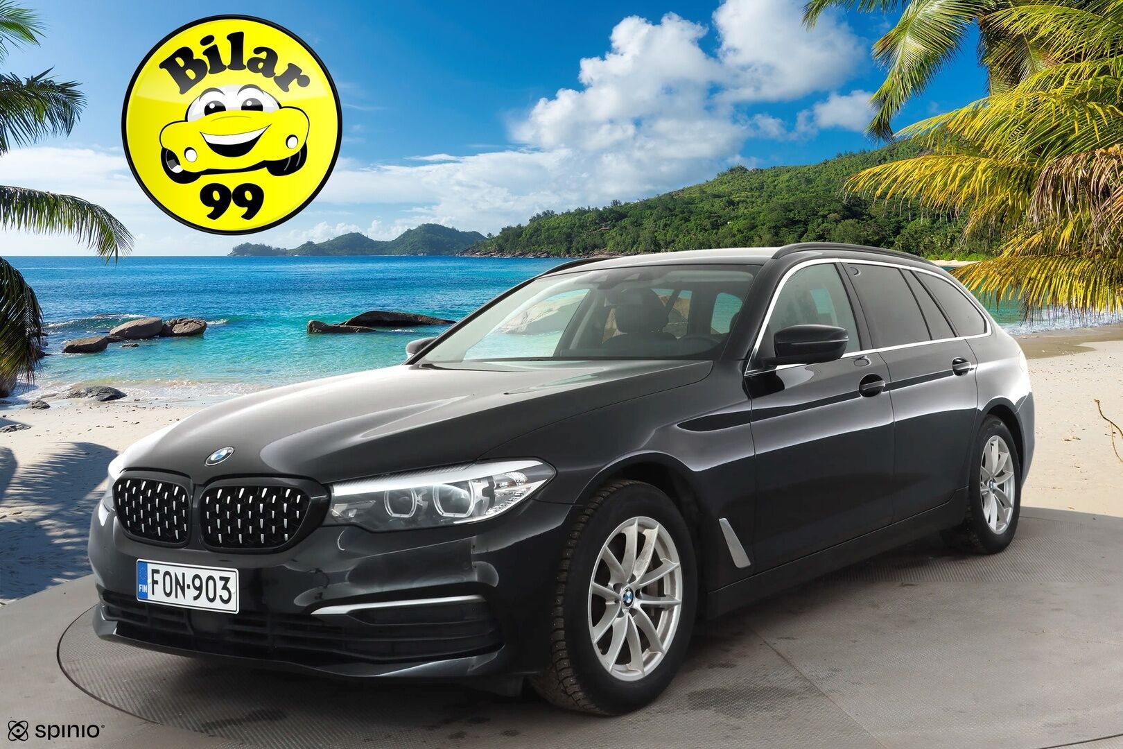 BMW 530 2018 G31 Touring 530d A Business * Webasto / Koukku / ACC / Adapt.LED / P.Kamera / HUD / HiFi / Sportnahat * - Kahdet renkaat aluvanteilla / Merkkihuollot