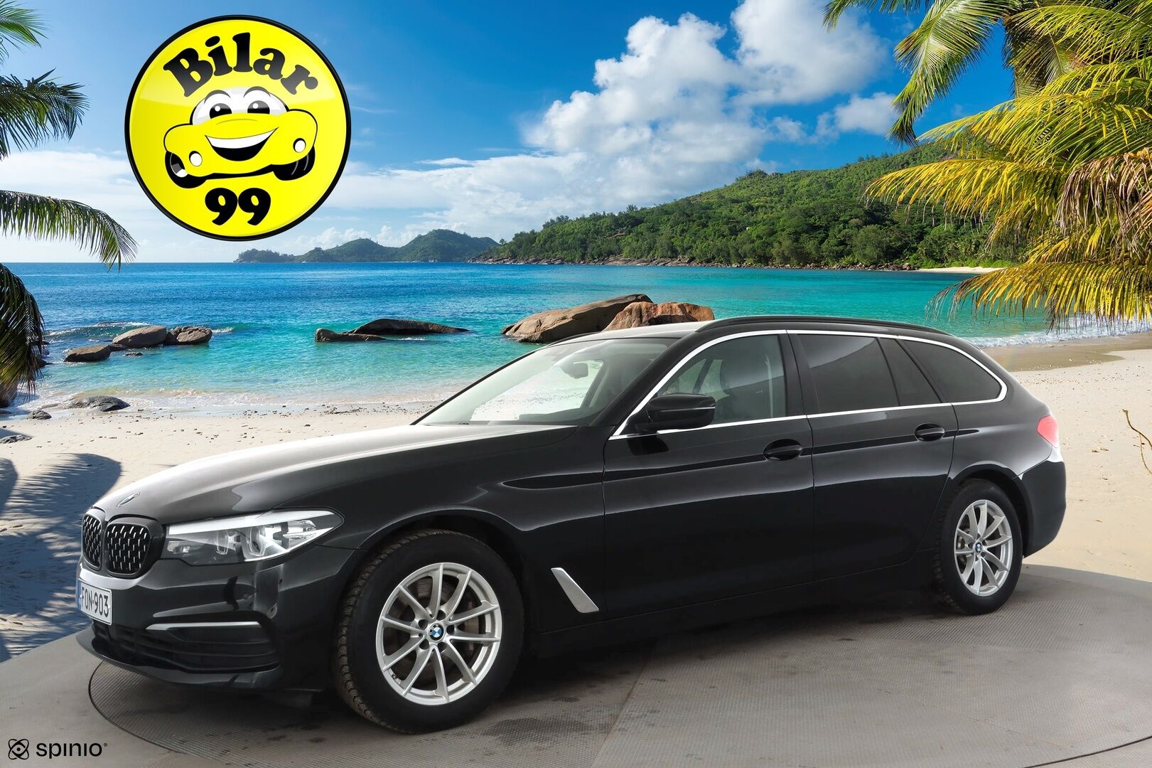 BMW 530 2018 G31 Touring 530d A Business * Webasto / Koukku / ACC / Adapt.LED / P.Kamera / HUD / HiFi / Sportnahat * - Kahdet renkaat aluvanteilla / Merkkihuollot