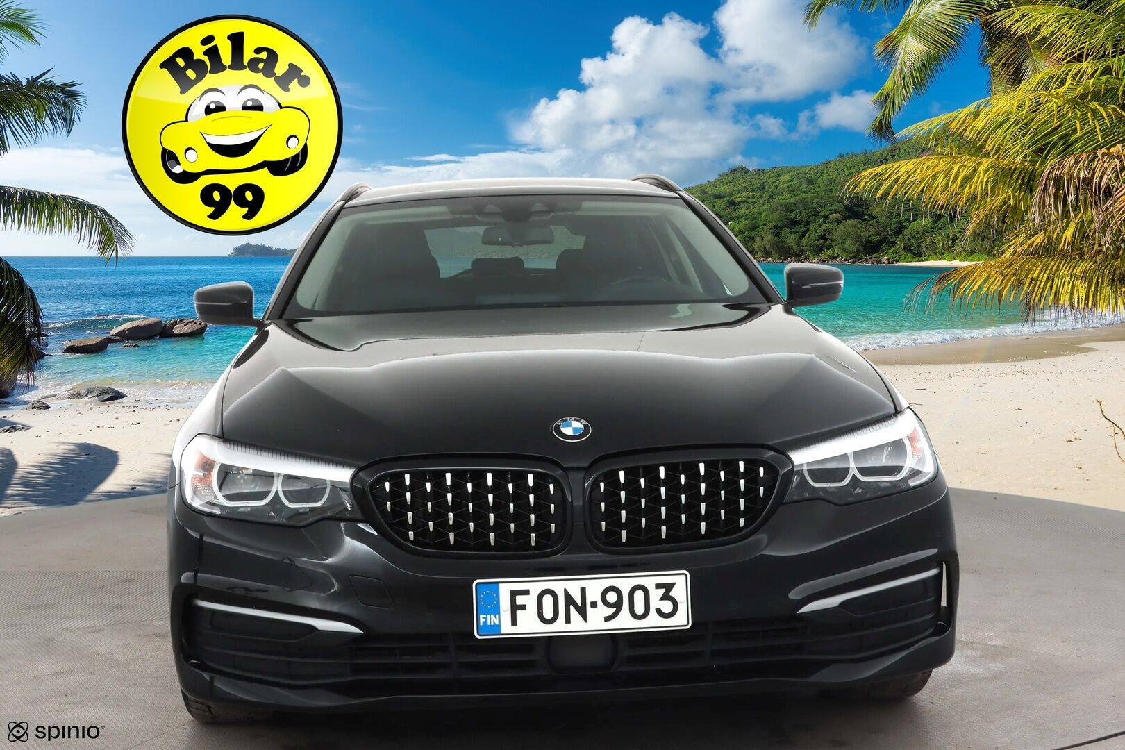 BMW 530 2018 G31 Touring 530d A Business * Webasto / Koukku / ACC / Adapt.LED / P.Kamera / HUD / HiFi / Sportnahat * - Kahdet renkaat aluvanteilla / Merkkihuollot