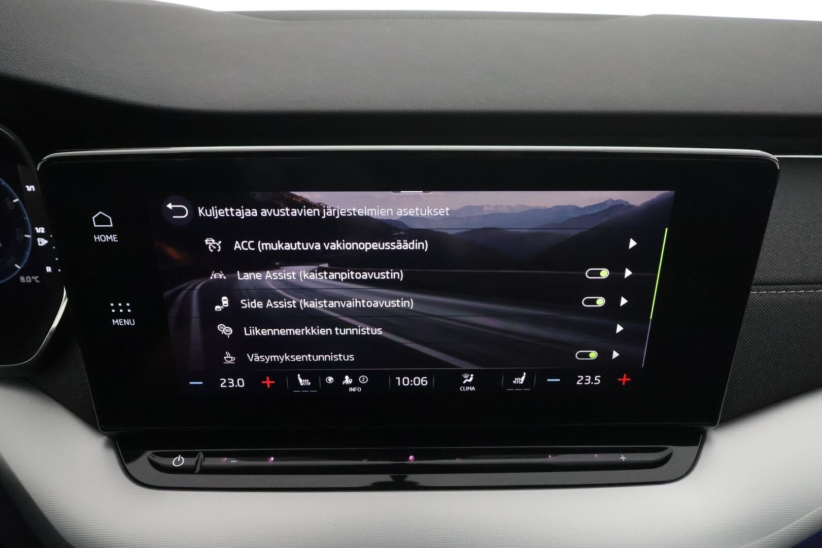 Skoda Octavia 2021 Combi 1,5 TSI Style eTEC DSG Autom. * ACC / Webasto / Matrix-LED / Koukku / P.kamera / Keyless / Apple & Android * - Suomi-auto / Kahdet renkaat