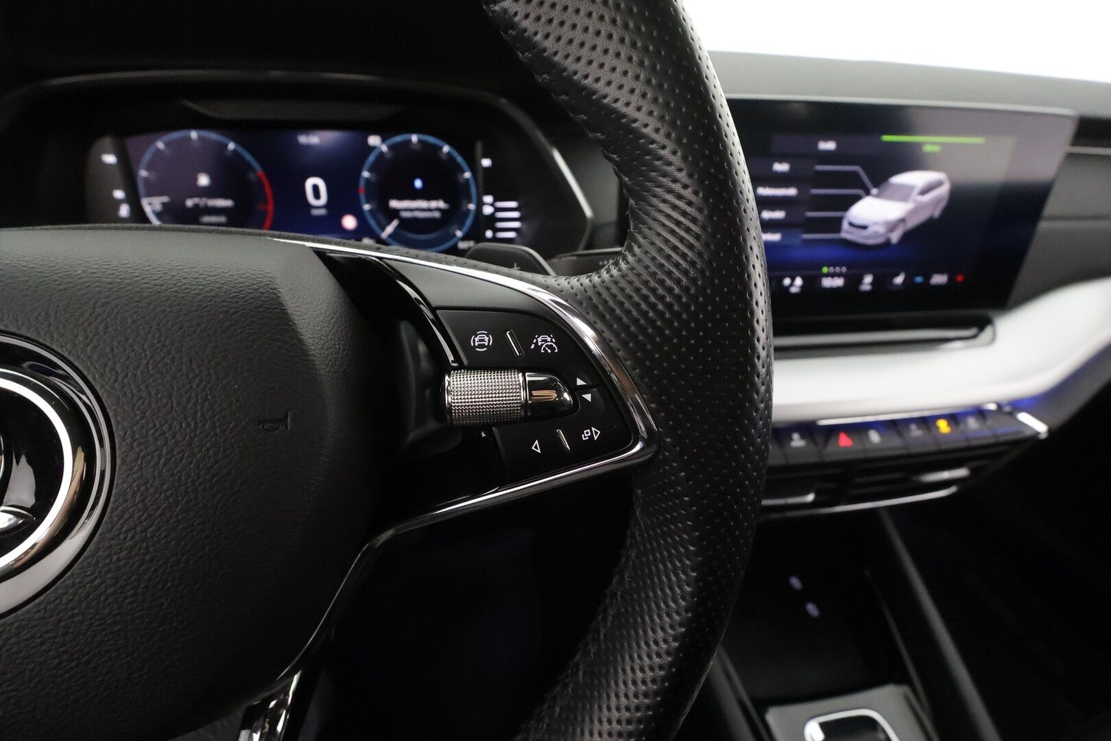 Skoda Octavia 2021 Combi 1,5 TSI Style eTEC DSG Autom. * ACC / Webasto / Matrix-LED / Koukku / P.kamera / Keyless / Apple & Android * - Suomi-auto / Kahdet renkaat