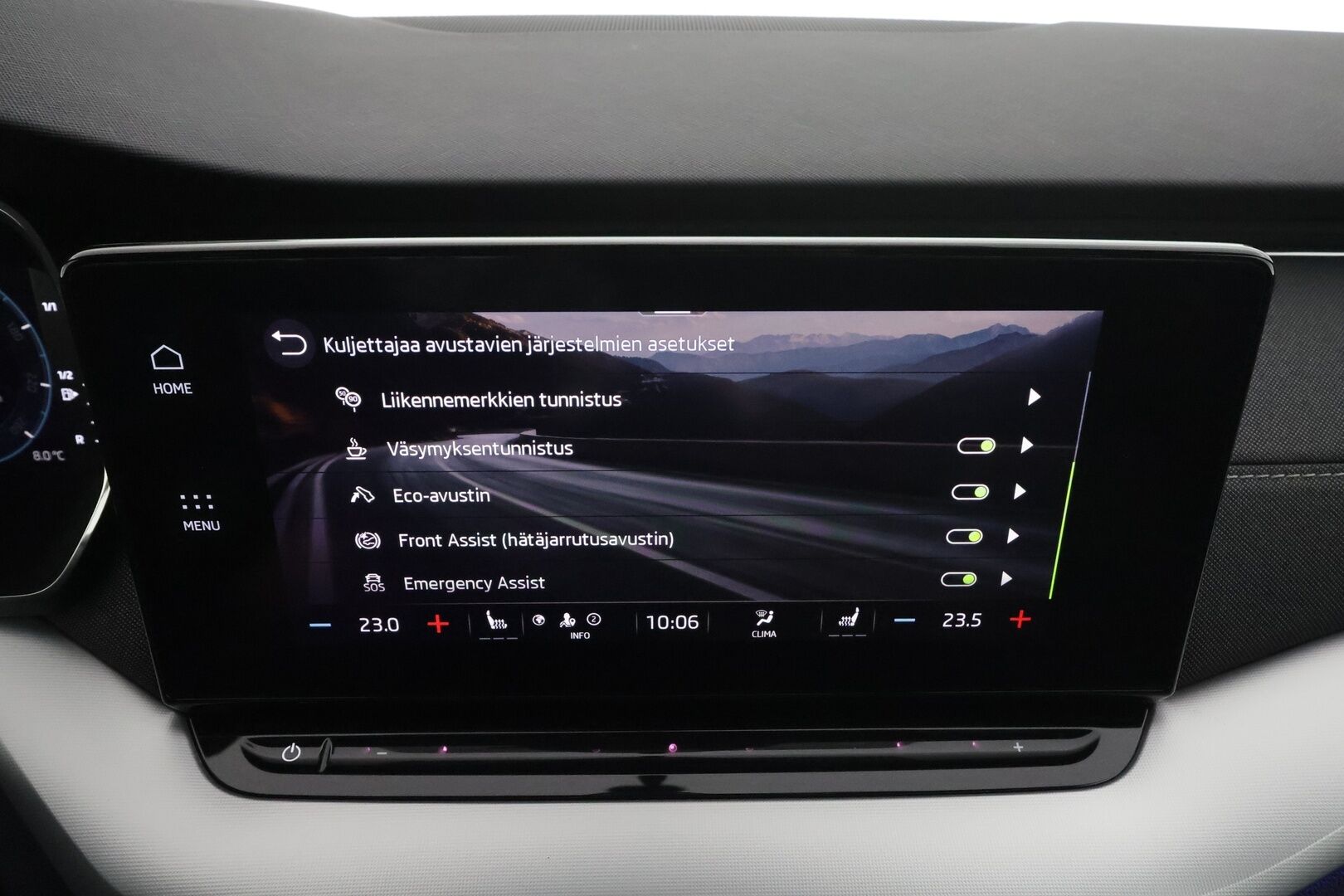 Skoda Octavia 2021 Combi 1,5 TSI Style eTEC DSG Autom. * ACC / Webasto / Matrix-LED / Koukku / P.kamera / Keyless / Apple & Android * - Suomi-auto / Kahdet renkaat