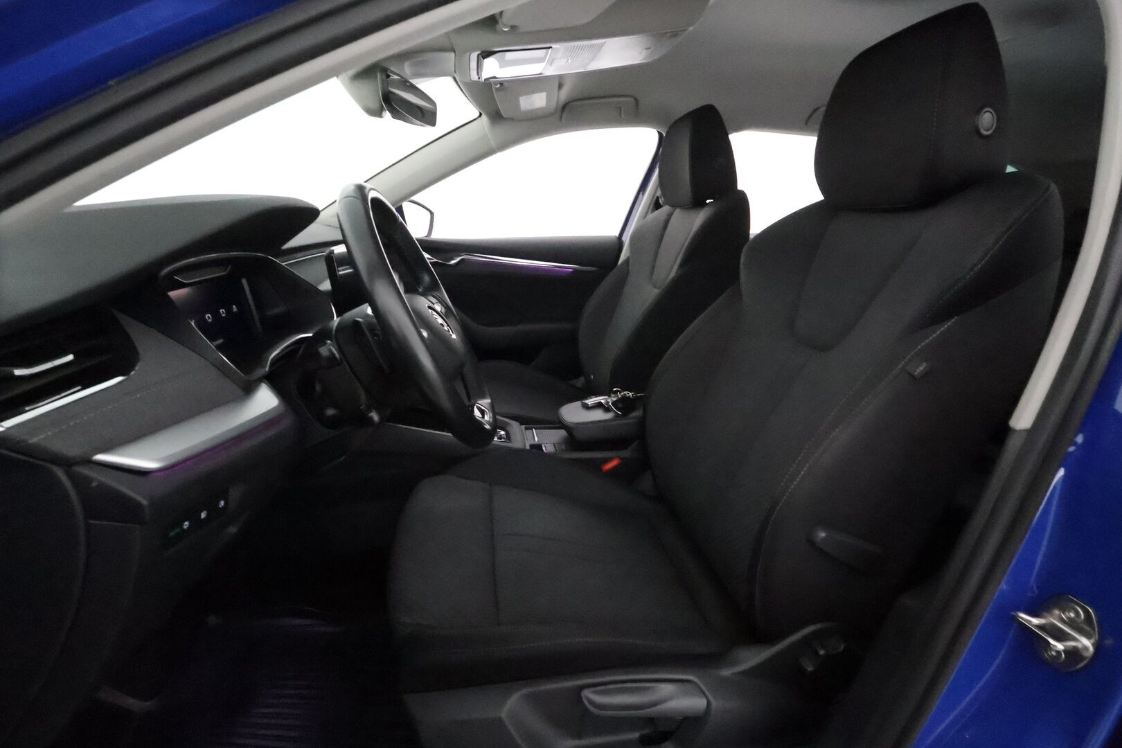 Skoda Octavia 2021 Combi 1,5 TSI Style eTEC DSG Autom. - Suomiauto / Webasto / Adapt.Vakkari / Digimittari / Peruutuskamera / Crystal Matrix LED / Ratinlämmitys / Merkkihuollot / Juuri tullut Tampereelle!