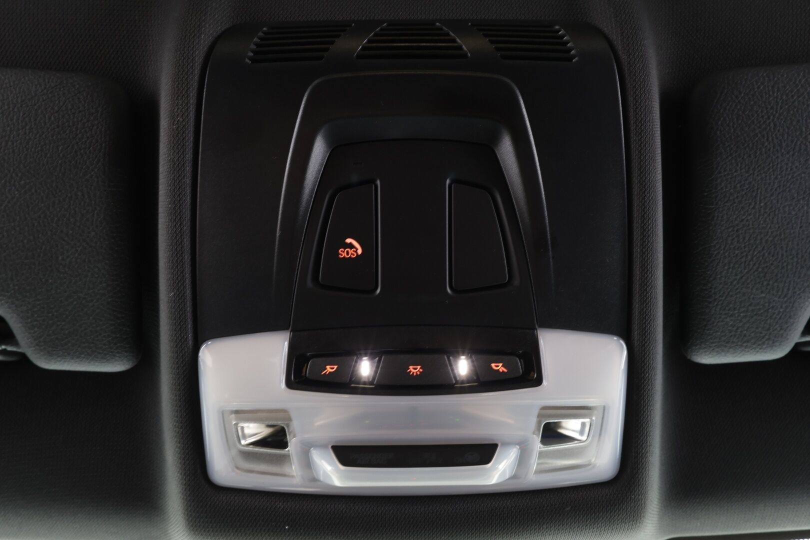 BMW X2 2021 F39 xDrive 25e A Charged Edition M sport * LED / P.tutka / Sportpenkit / Vakkari / Bluetooth / Ambient-Valot - 1-om Suomi-auto / Akku kuntotarkastettu / 2x Latauskaapelit / Kahdet renkaat / Merkkihuollettu - HULLUT AVAJAISHULINAT KORKOTARJOUS 3,29 %