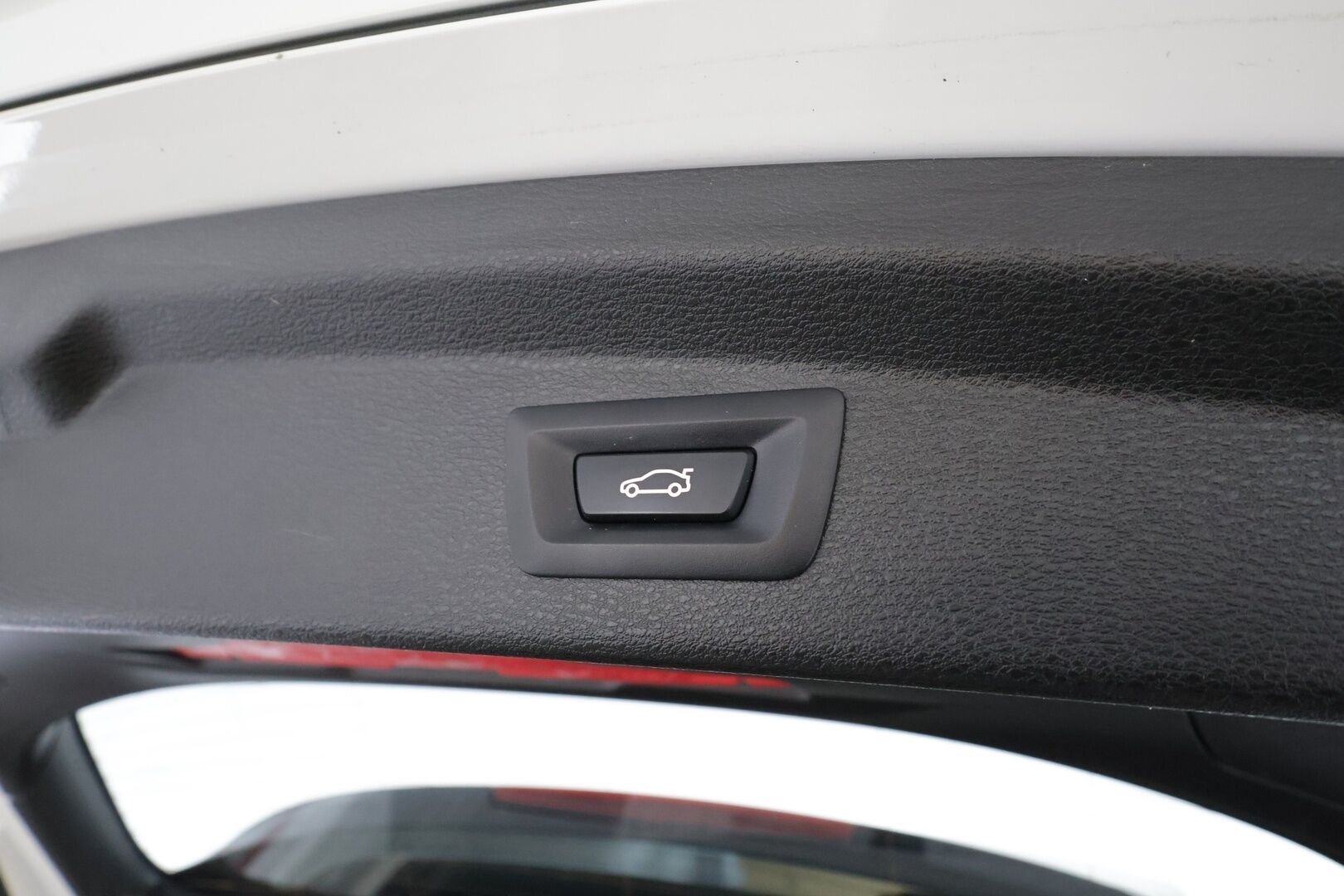 BMW X2 2021 F39 xDrive 25e A Charged Edition M sport * LED / P.tutka / Sportpenkit / Vakkari / Bluetooth / Ambient-Valot - 1-om Suomi-auto / Akku kuntotarkastettu / 2x Latauskaapelit / Kahdet renkaat / Merkkihuollettu